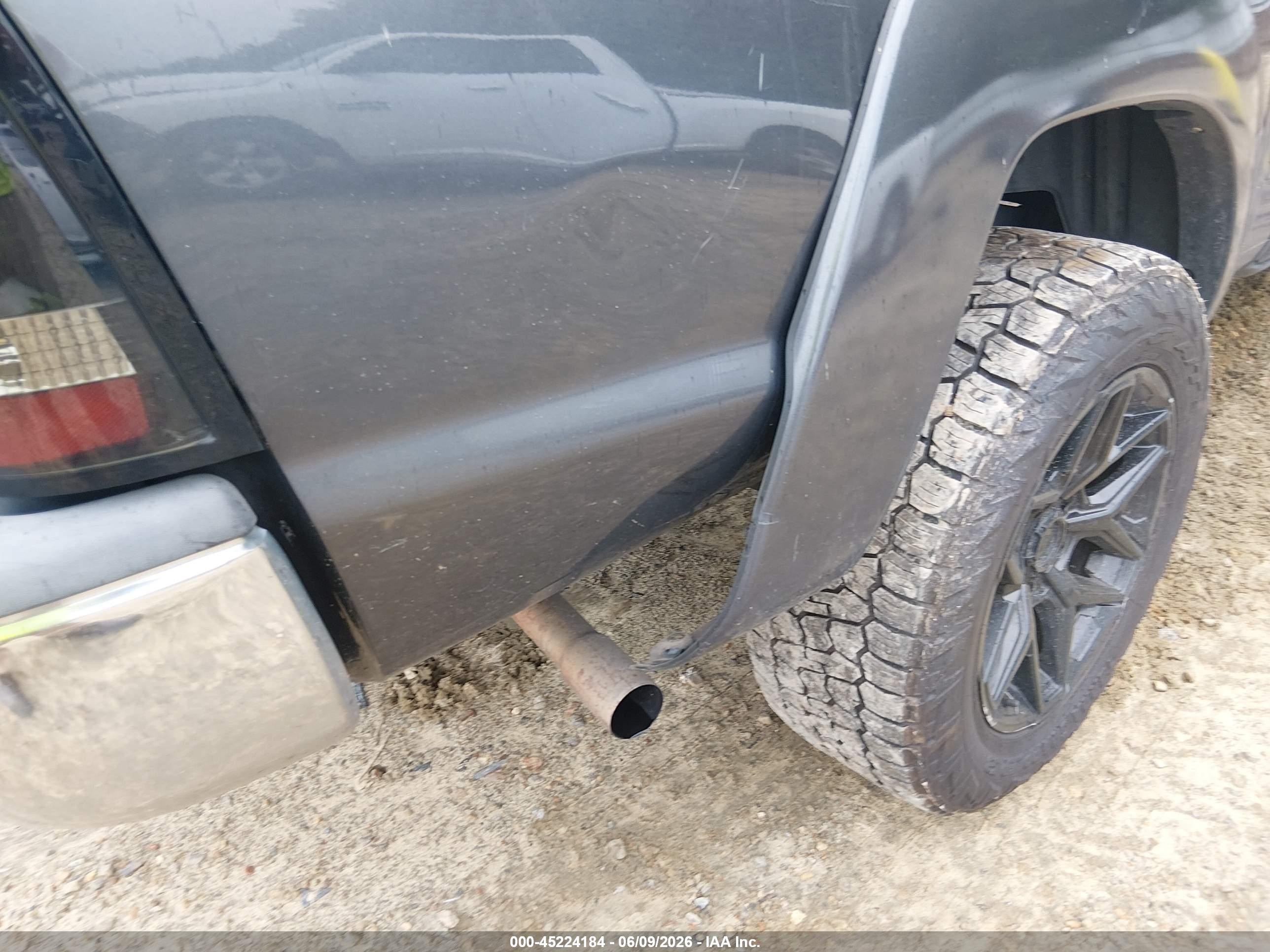 2013 Toyota Tacoma Prerunner V6 Gray vin: 5TFTU4GNXDX045194