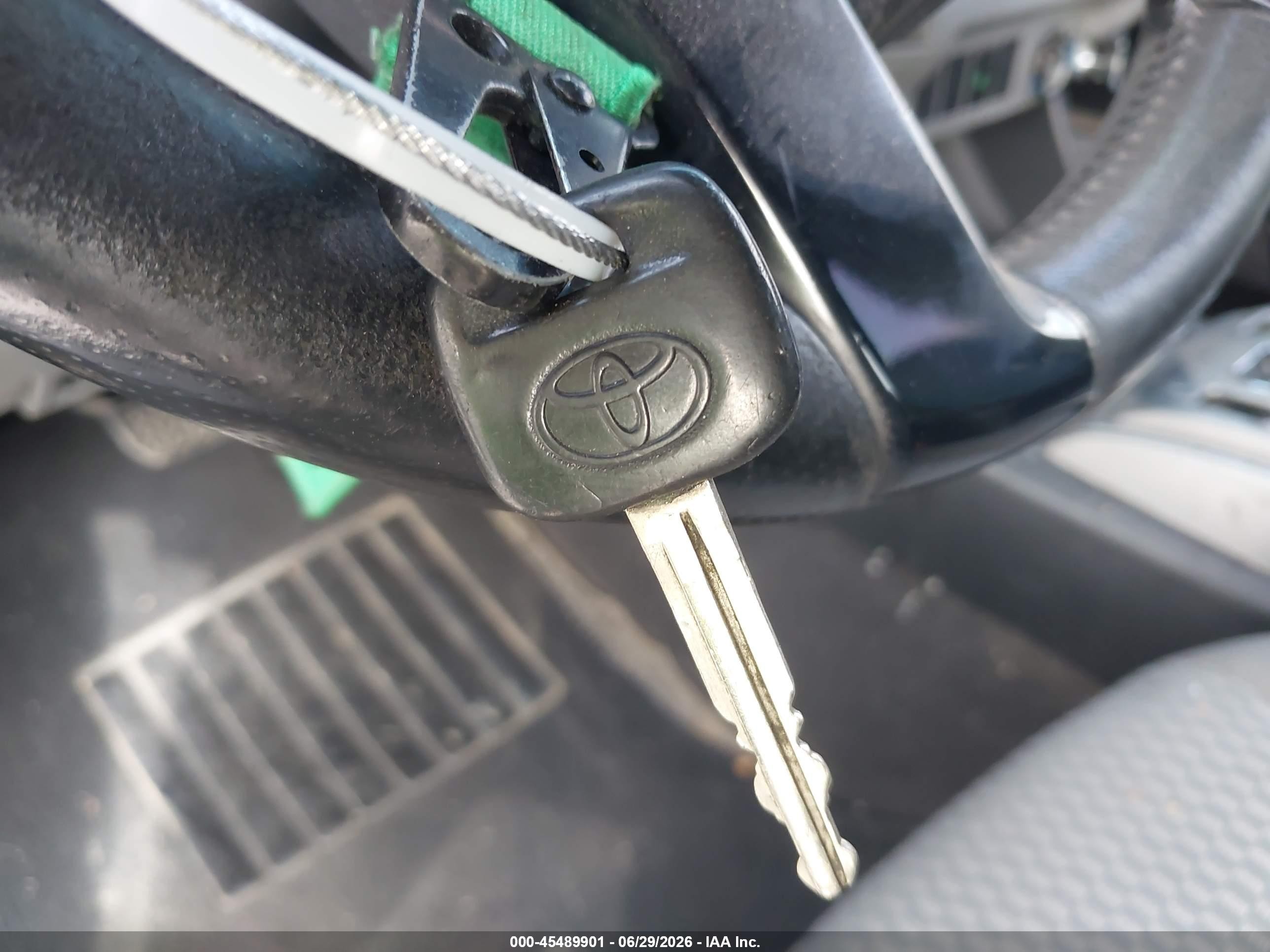 2012 Toyota Tacoma   Green vin: 5TFTX4CN0CX021384