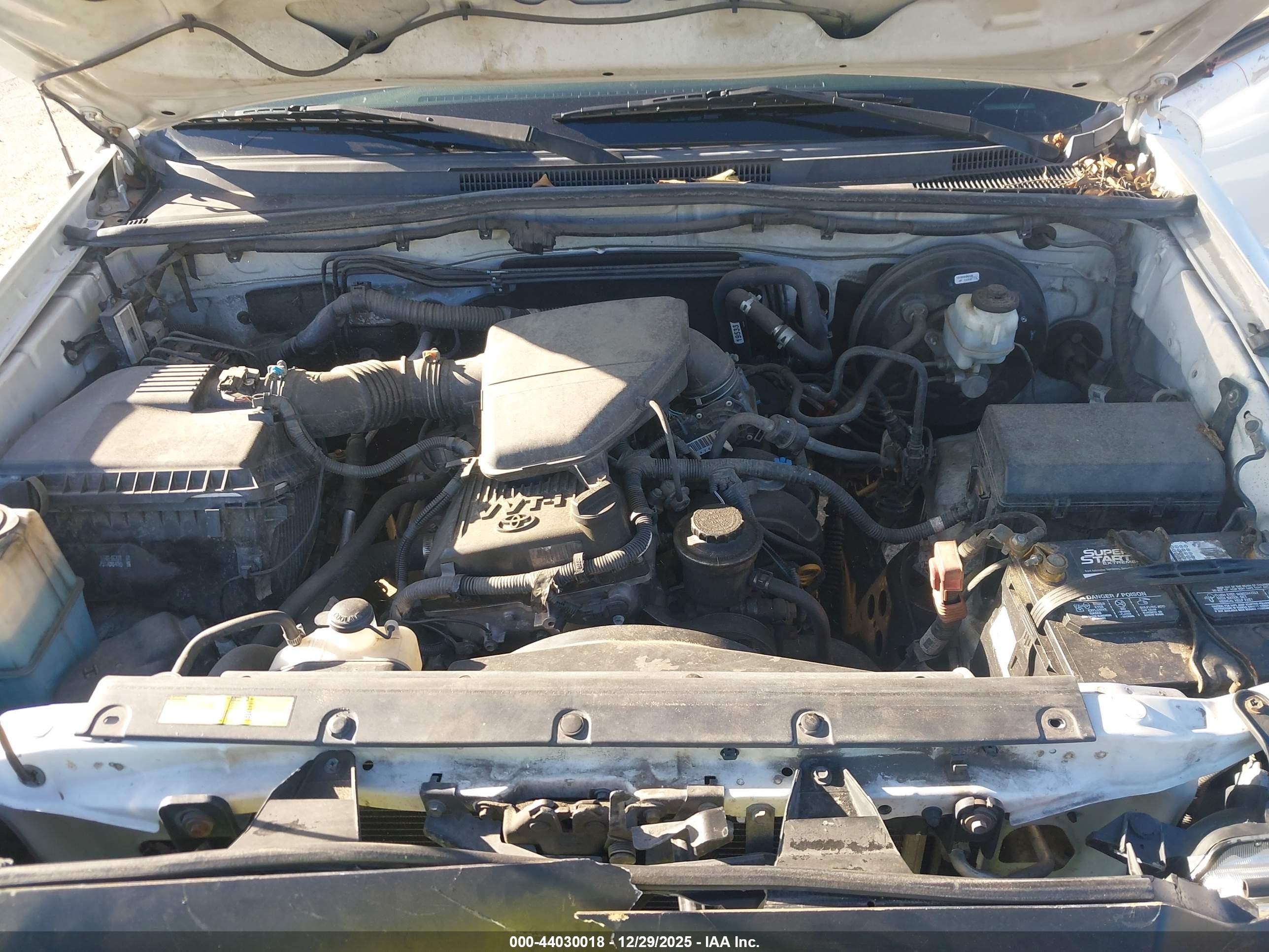 2014 Toyota Tacoma   Белый vin: 5TFTX4CN0EX046451