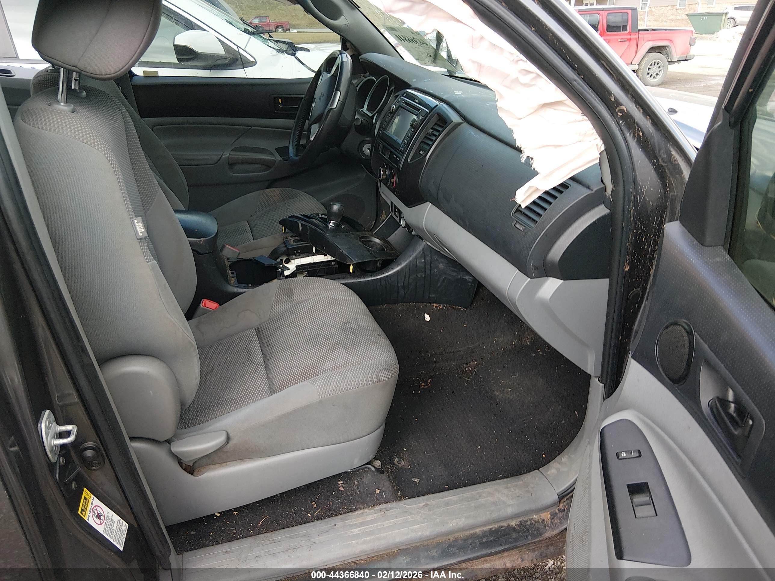 2013 Toyota Tacoma   Gray vin: 5TFTX4CN1DX028989