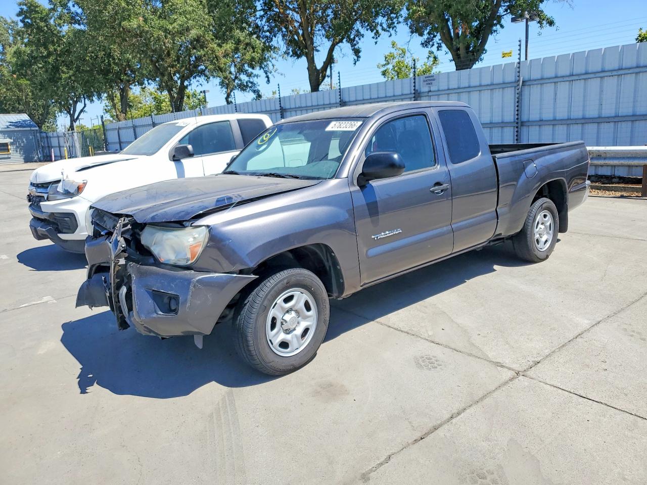 2013 Toyota Tacoma Access Cab Gray vin: 5TFTX4CN1DX030113