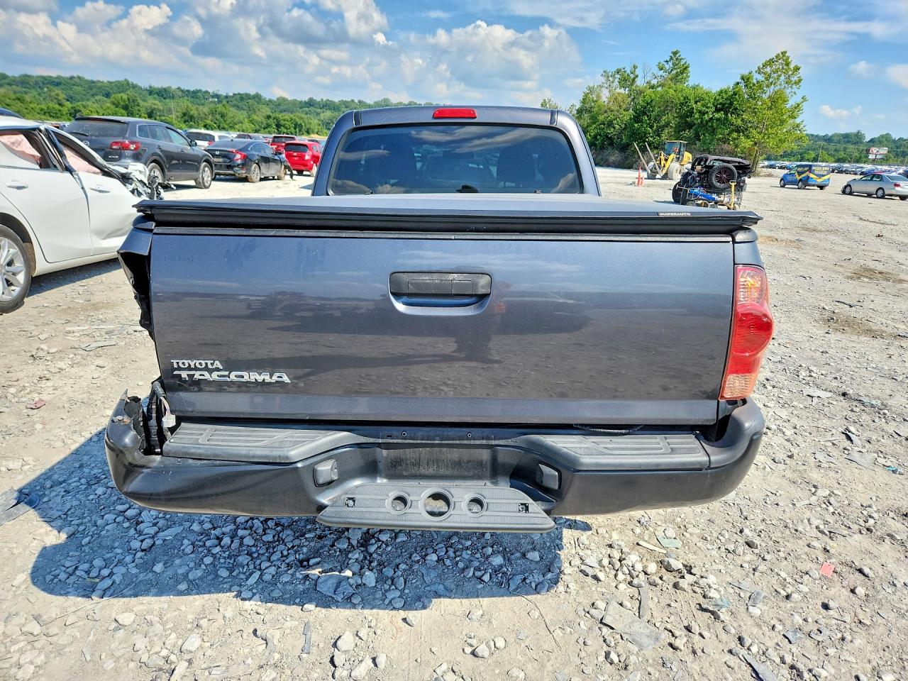 2015 Toyota Tacoma Access Cab Gray vin: 5TFTX4CN1FX054768