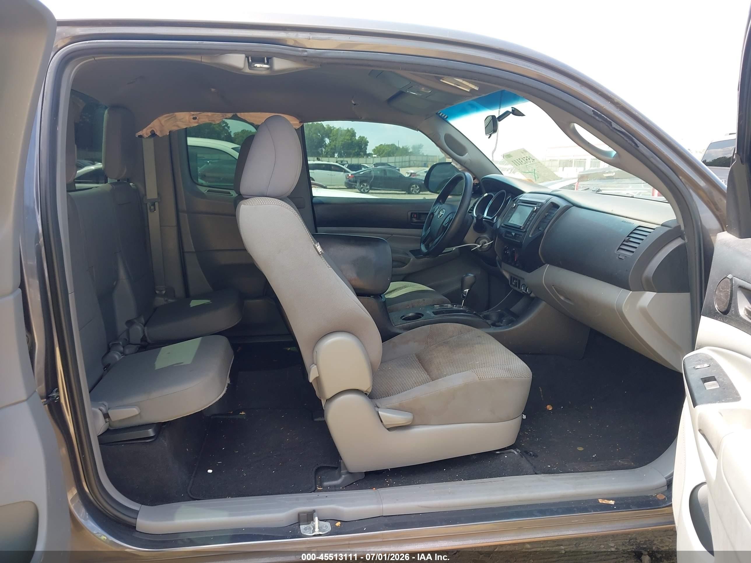 2015 Toyota Tacoma   Gray vin: 5TFTX4CN1FX055628