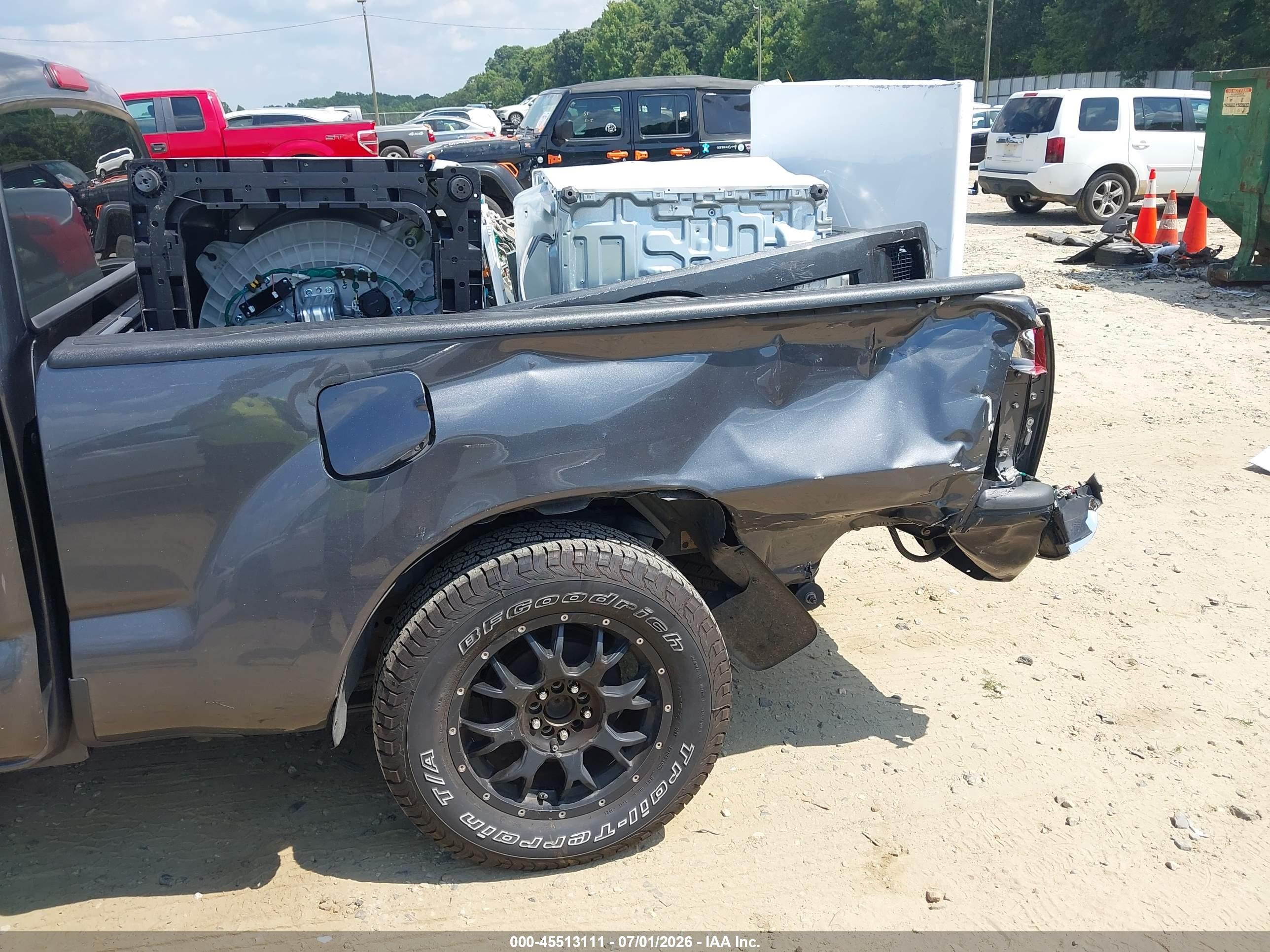 2015 Toyota Tacoma   Gray vin: 5TFTX4CN1FX055628