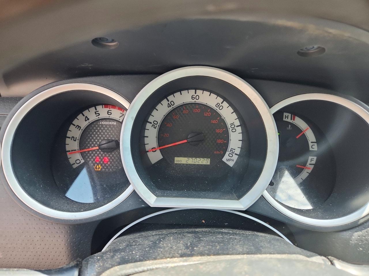 2011 Toyota Tacoma Base Silver vin: 5TFTX4CN2BX005654