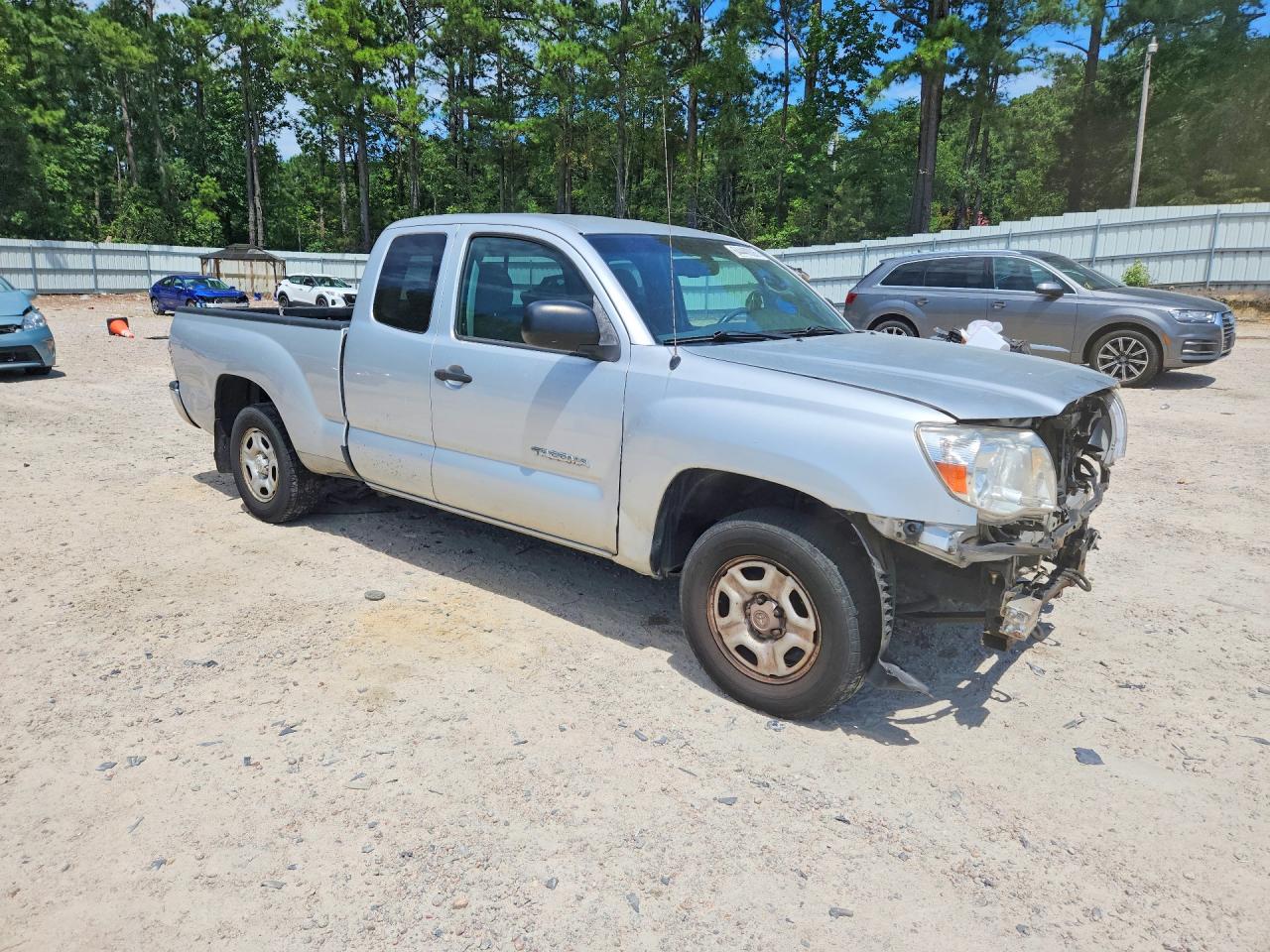 2011 Toyota Tacoma Base Silver vin: 5TFTX4CN2BX005654