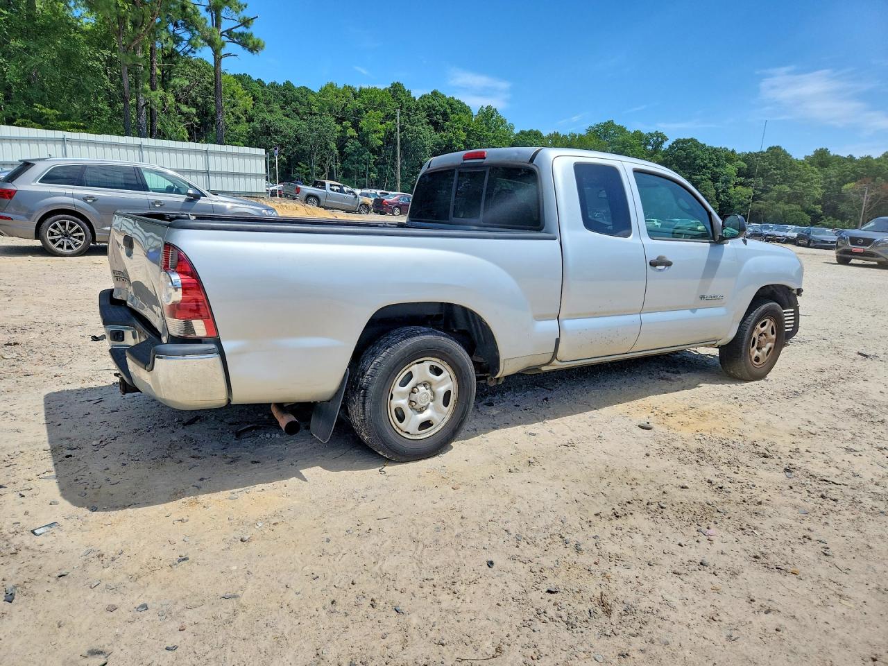 2011 Toyota Tacoma Base Silver vin: 5TFTX4CN2BX005654
