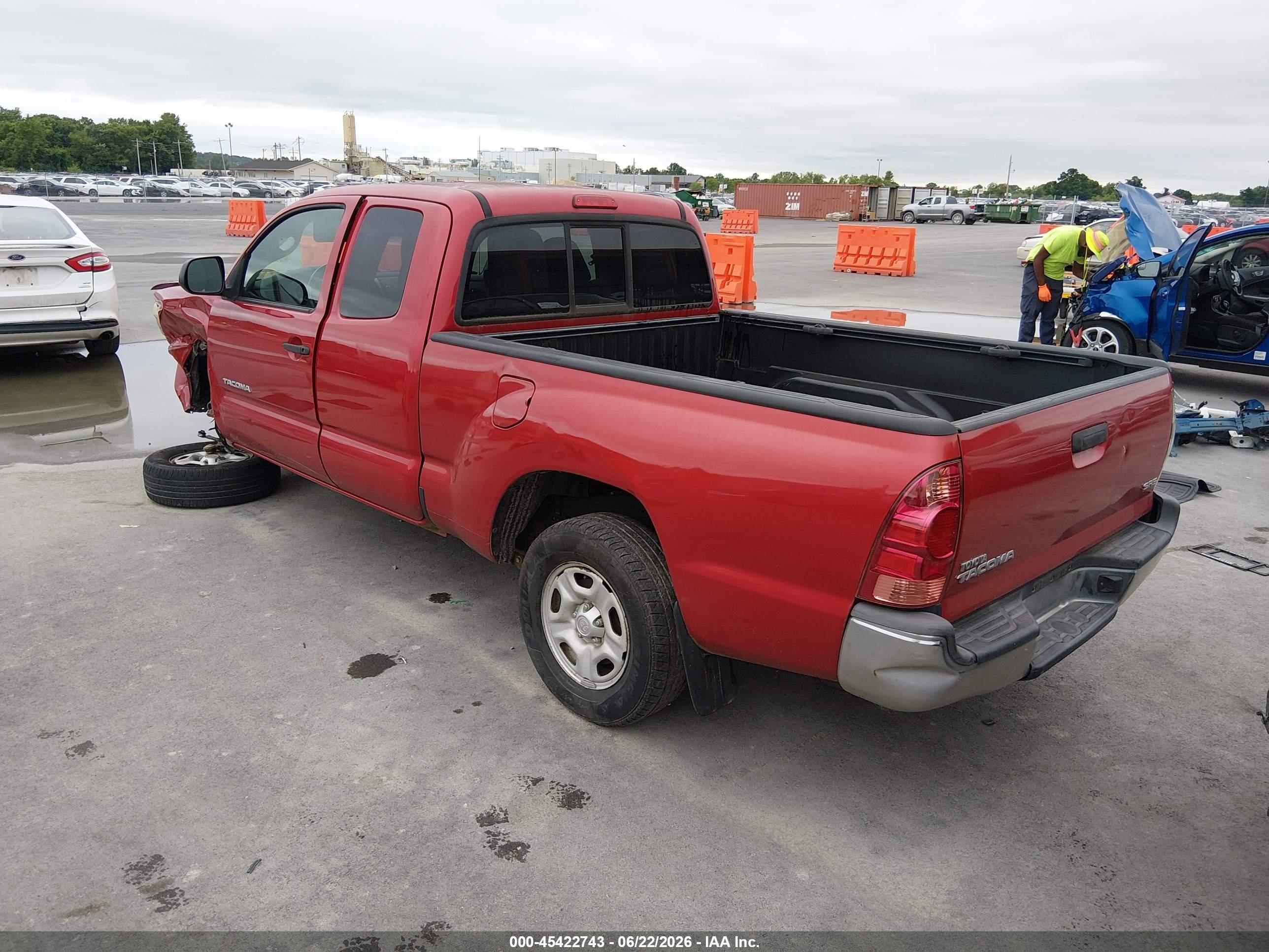 2013 Toyota Tacoma   Red vin: 5TFTX4CN2DX022490