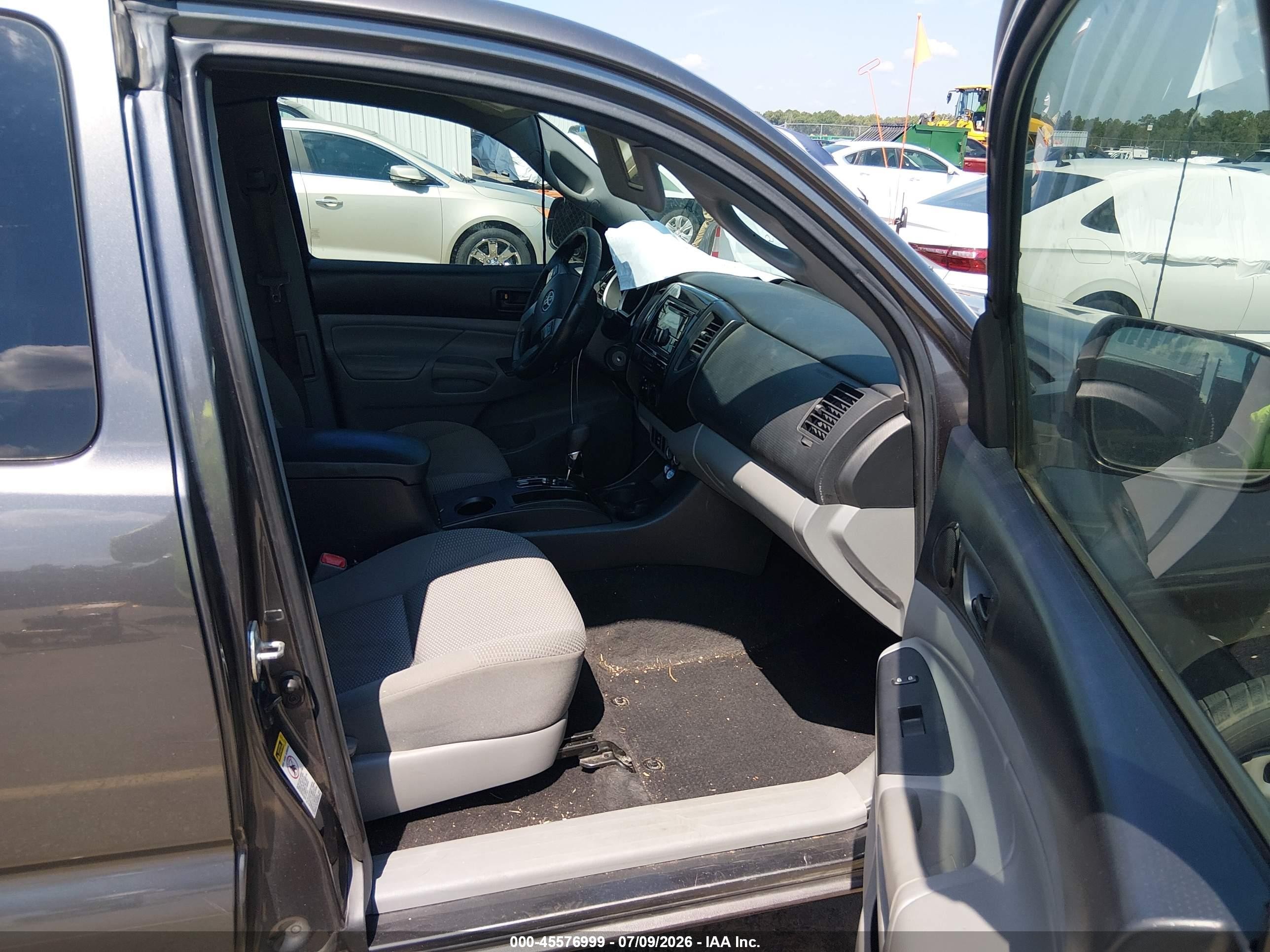 2013 Toyota Tacoma   Gray vin: 5TFTX4CN2DX028919