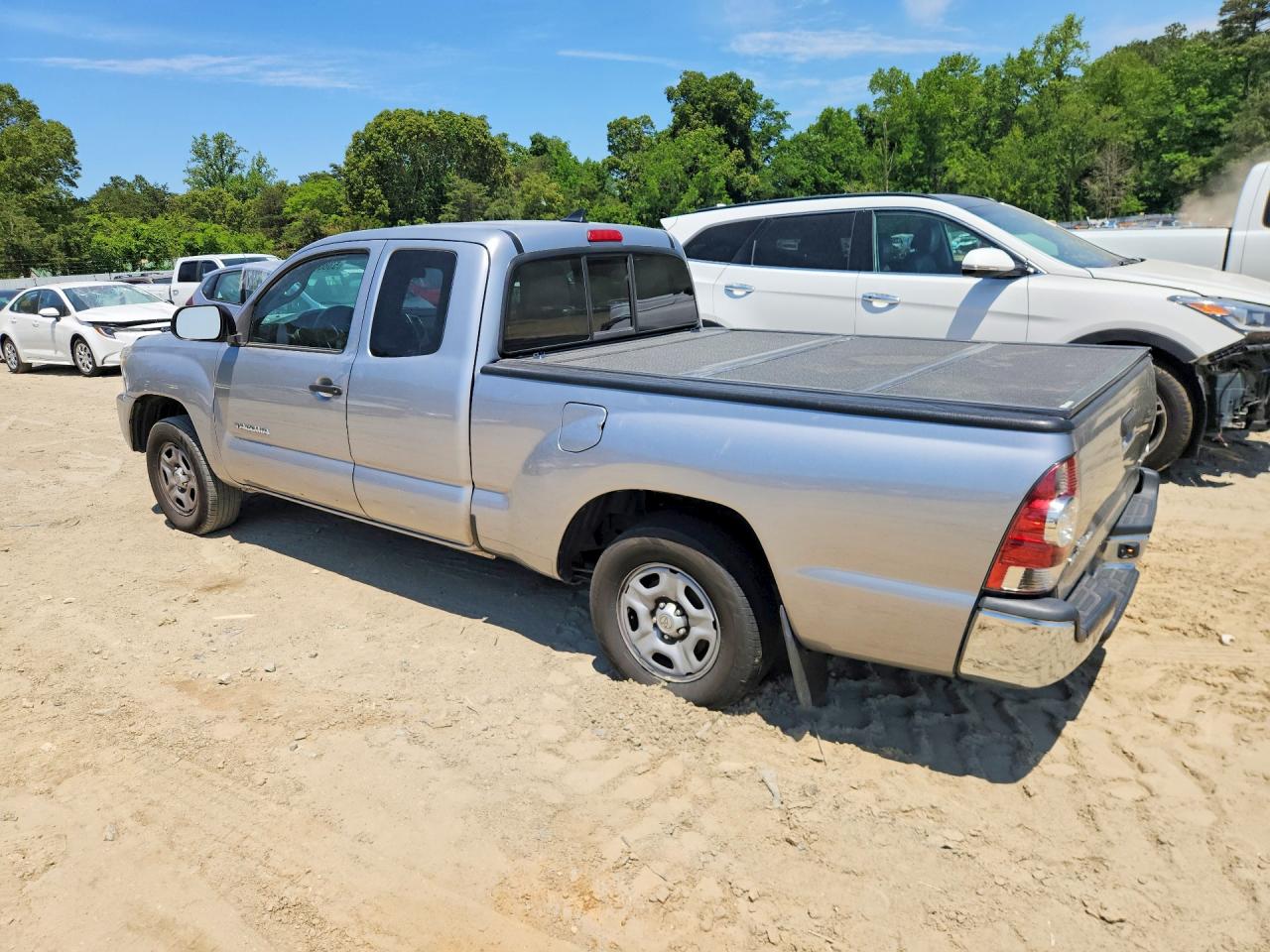 2014 Toyota Tacoma Access Cab Серебряный vin: 5TFTX4CN2EX039534
