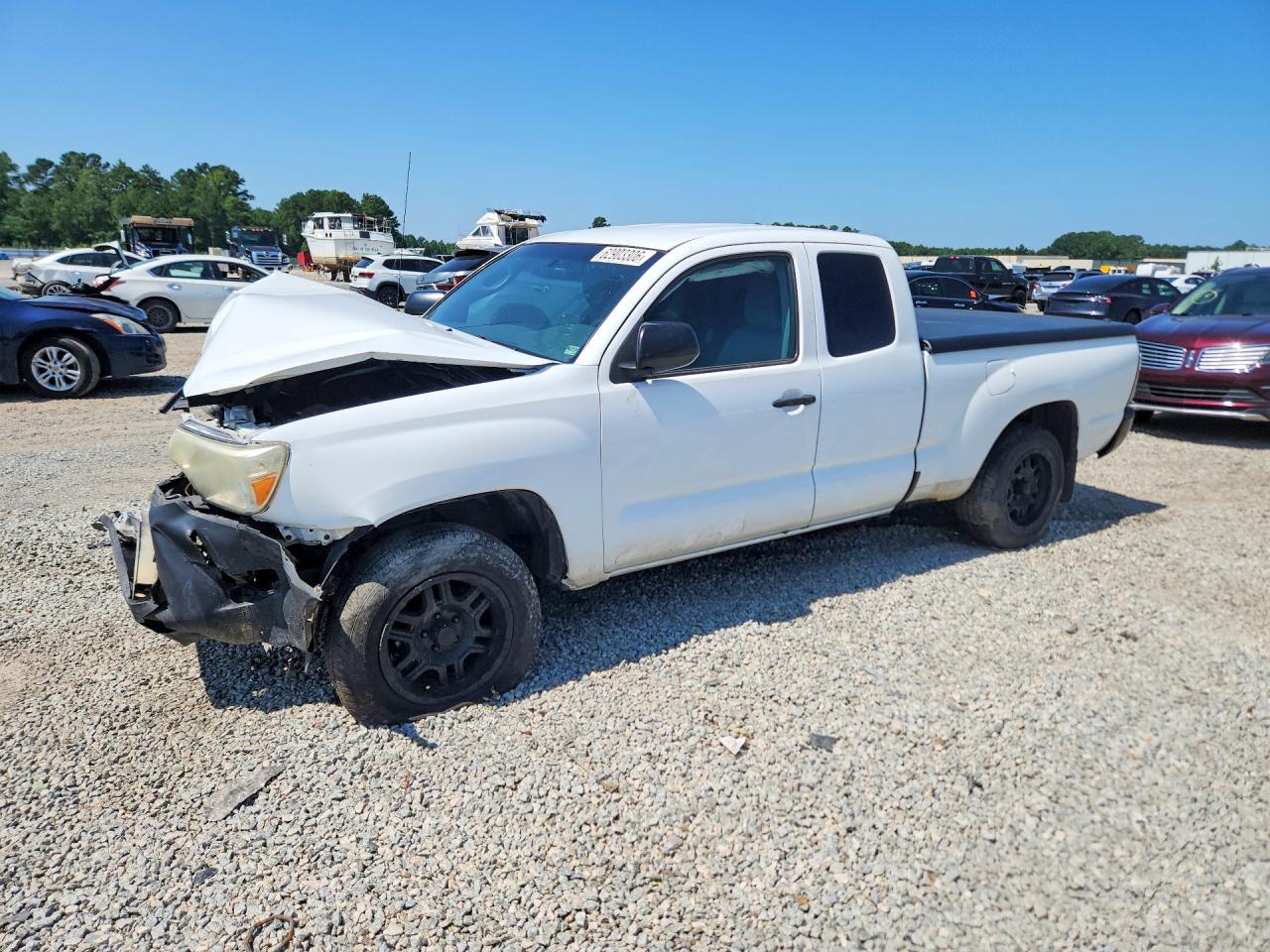 2015 Toyota Tacoma Base White vin: 5TFTX4CN2FX051846