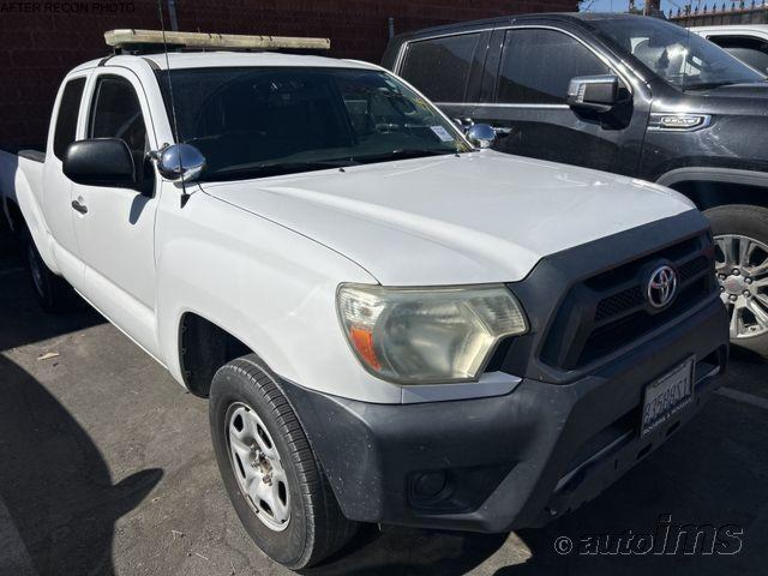 2015 Toyota Tacoma   vin: 5TFTX4CN2FX053449