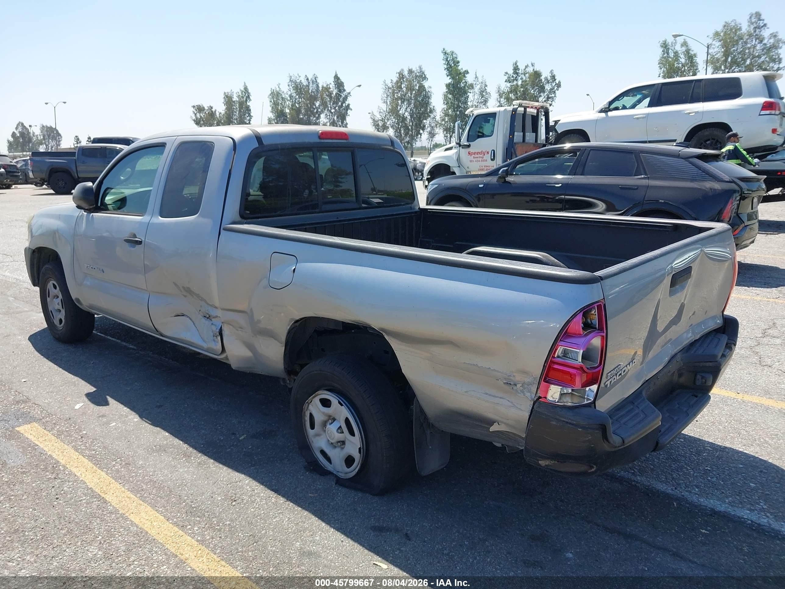 2015 Toyota Tacoma   Silver vin: 5TFTX4CN2FX063141