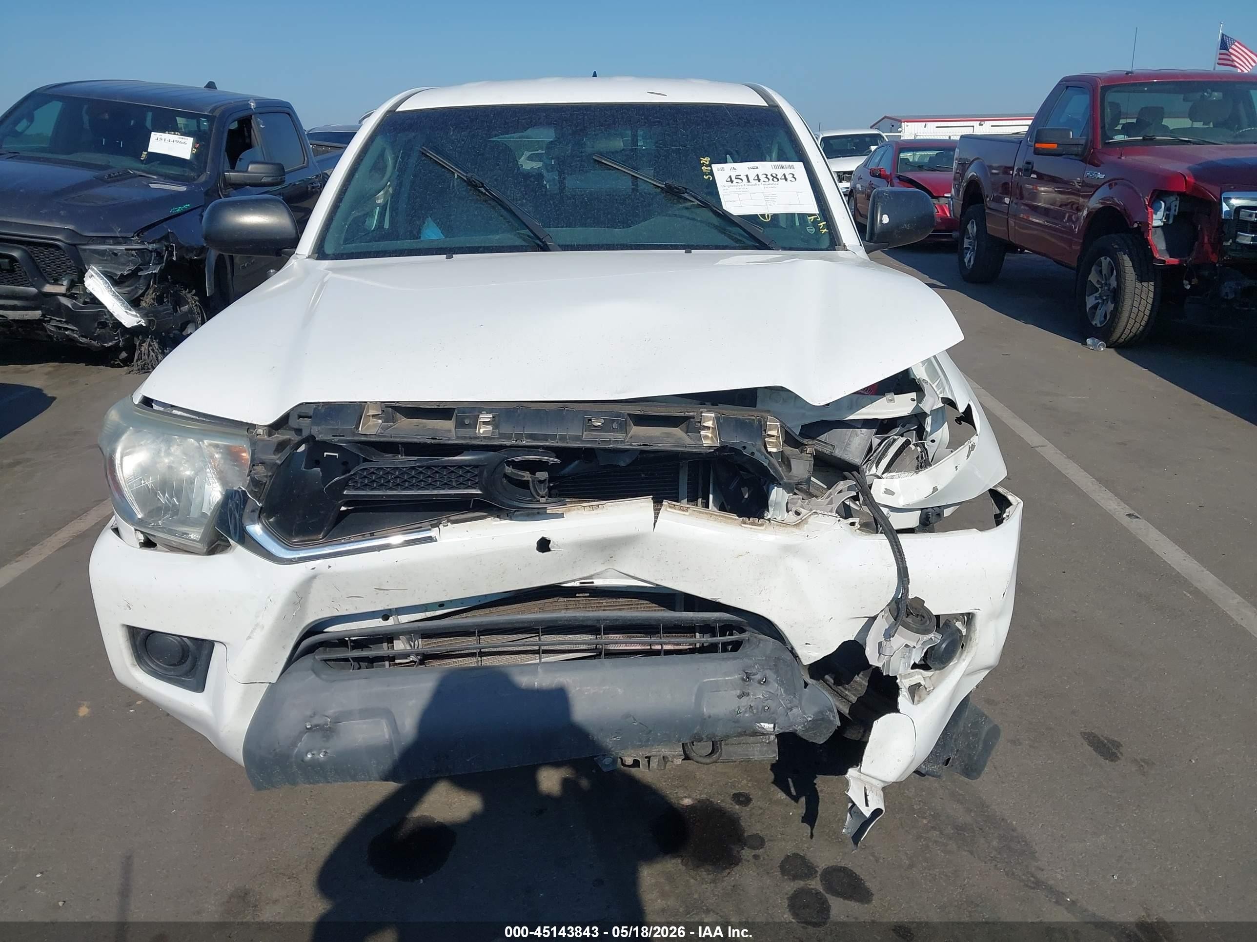 2015 Toyota Tacoma   White vin: 5TFTX4CN3FX066050