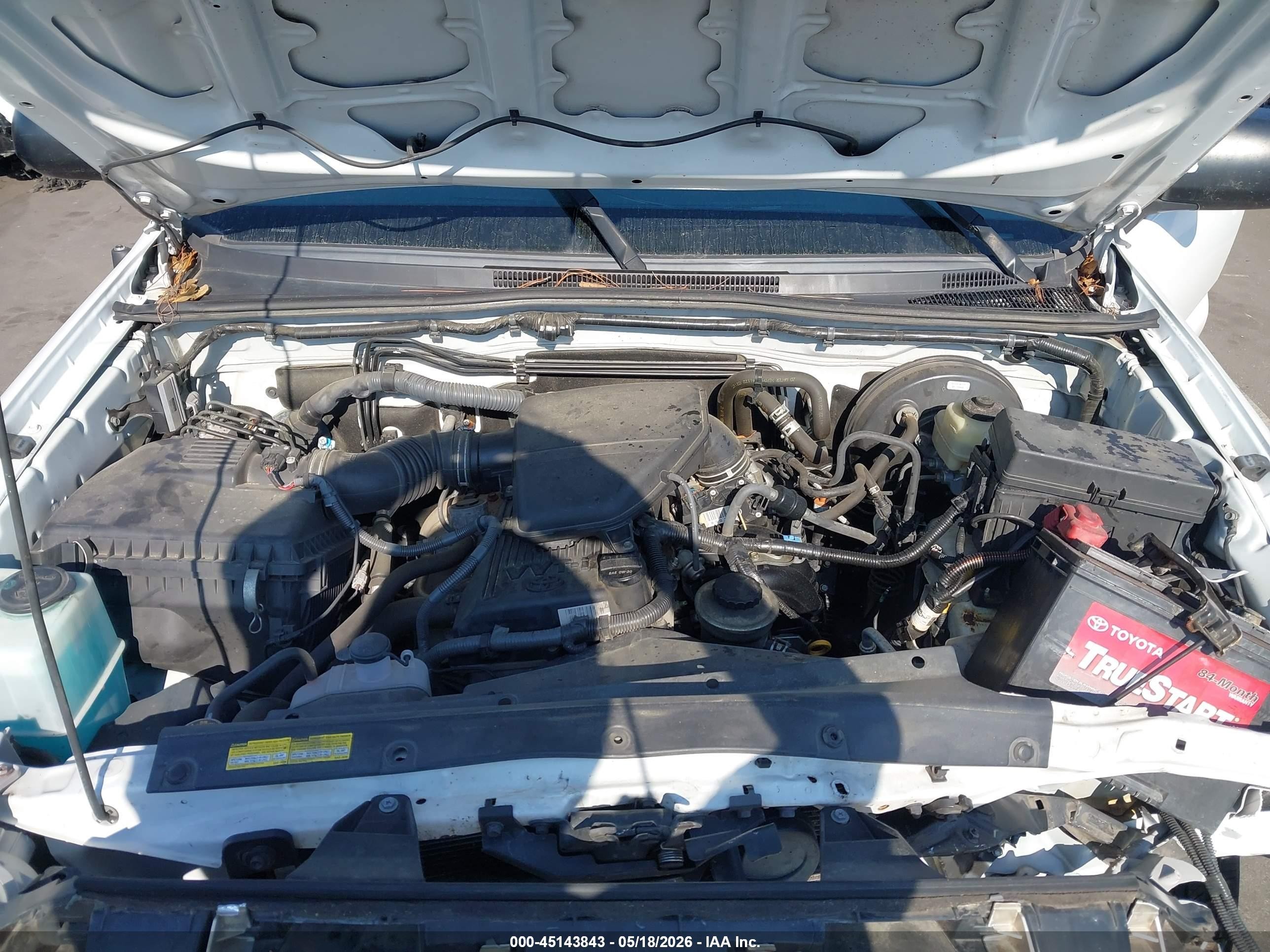 2015 Toyota Tacoma   White vin: 5TFTX4CN3FX066050