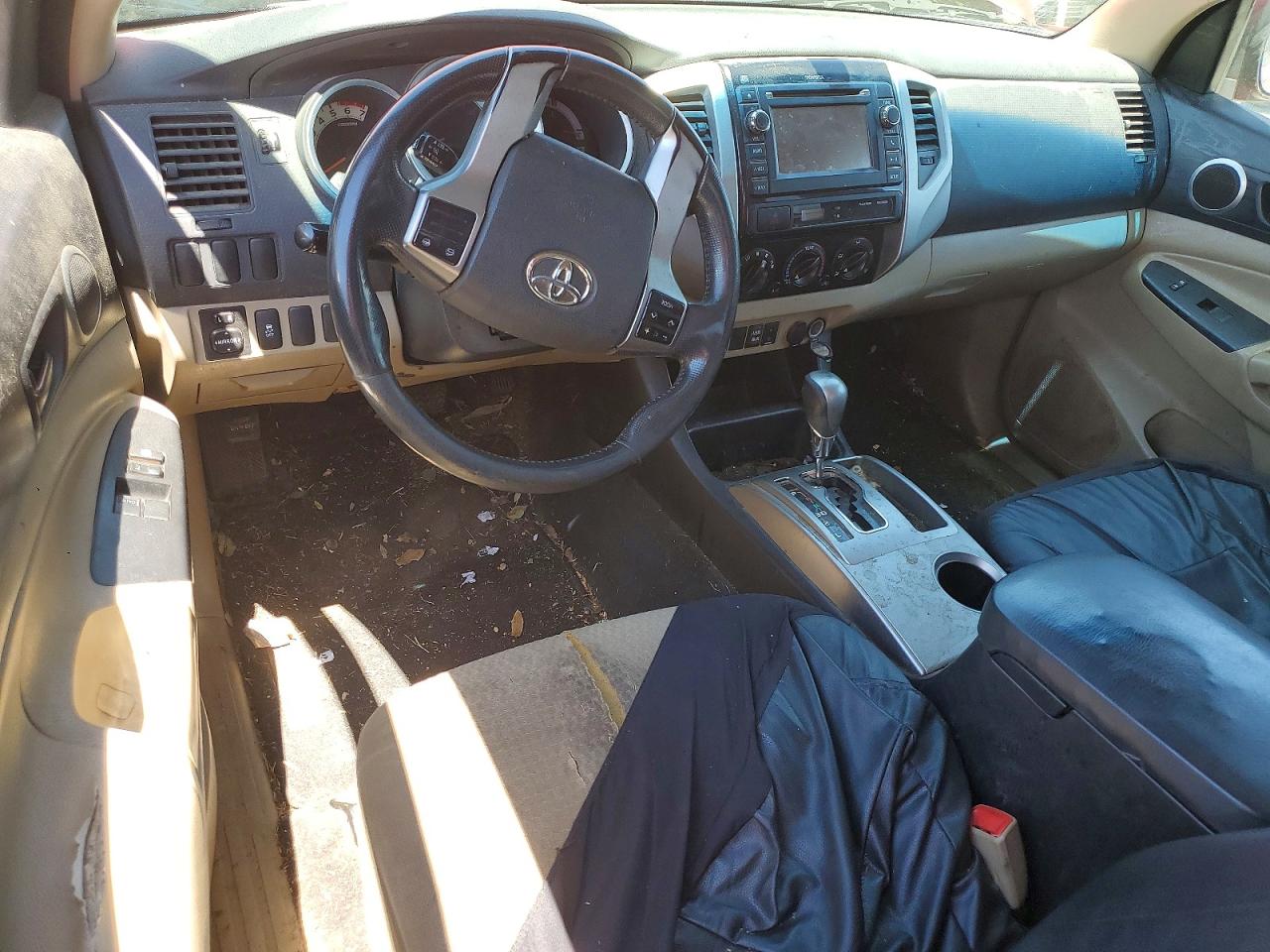 2013 Toyota Tacoma Access Cab Red vin: 5TFTX4CN4DX021907