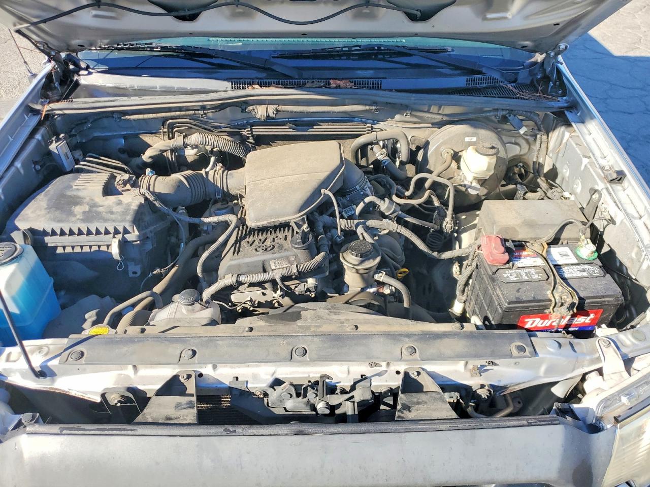 2013 Toyota Tacoma Access Cab Silver vin: 5TFTX4CN4DX022183