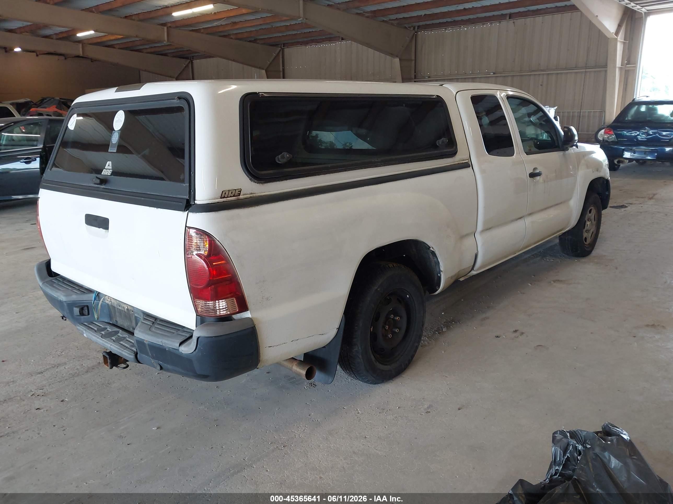 2013 Toyota Tacoma   White vin: 5TFTX4CN4DX028419
