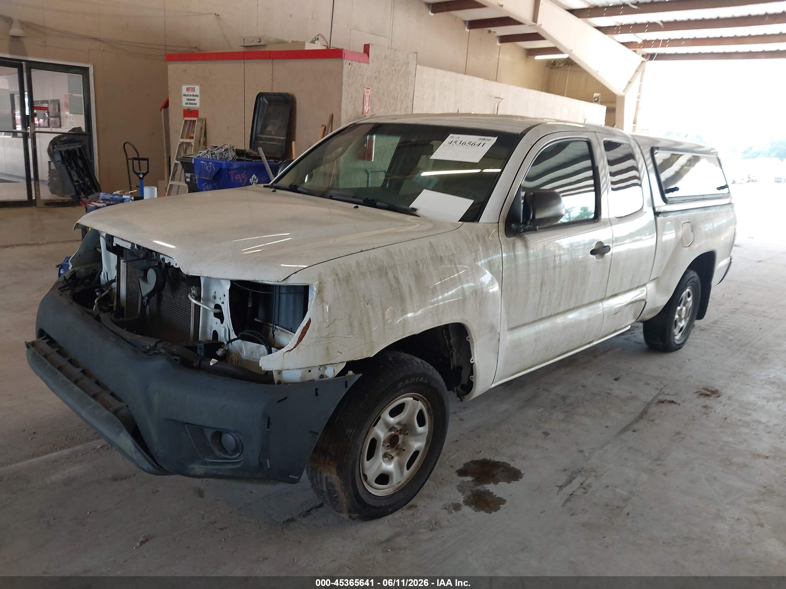2013 Toyota Tacoma   White vin: 5TFTX4CN4DX028419