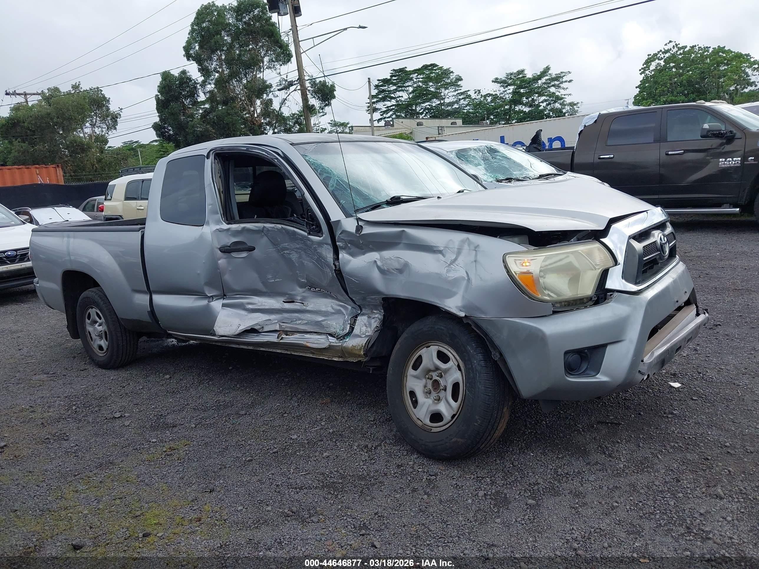 2014 Toyota Tacoma Silver vin: 5TFTX4CN4EX040927