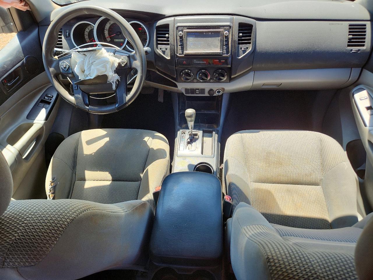 2015 Toyota Tacoma Access Cab White vin: 5TFTX4CN4FX050519