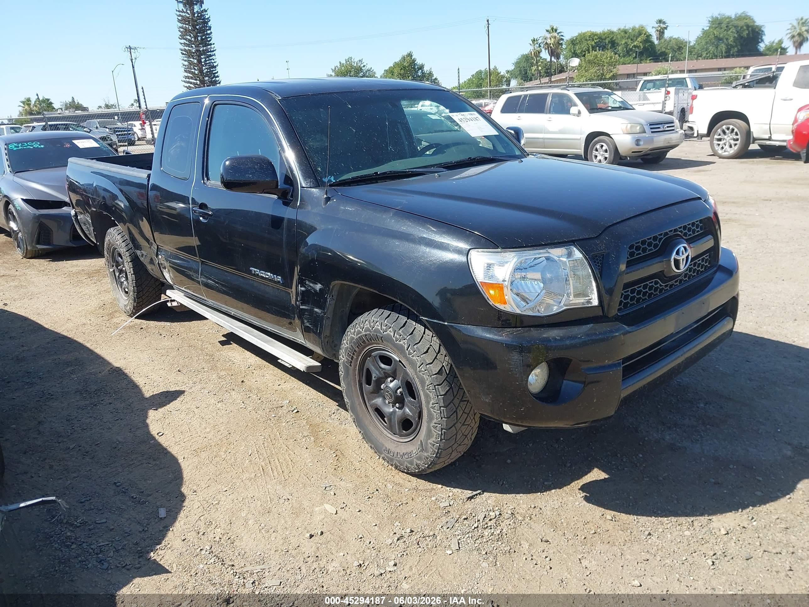 2011 Toyota Tacoma   Black vin: 5TFTX4CN5BX009231