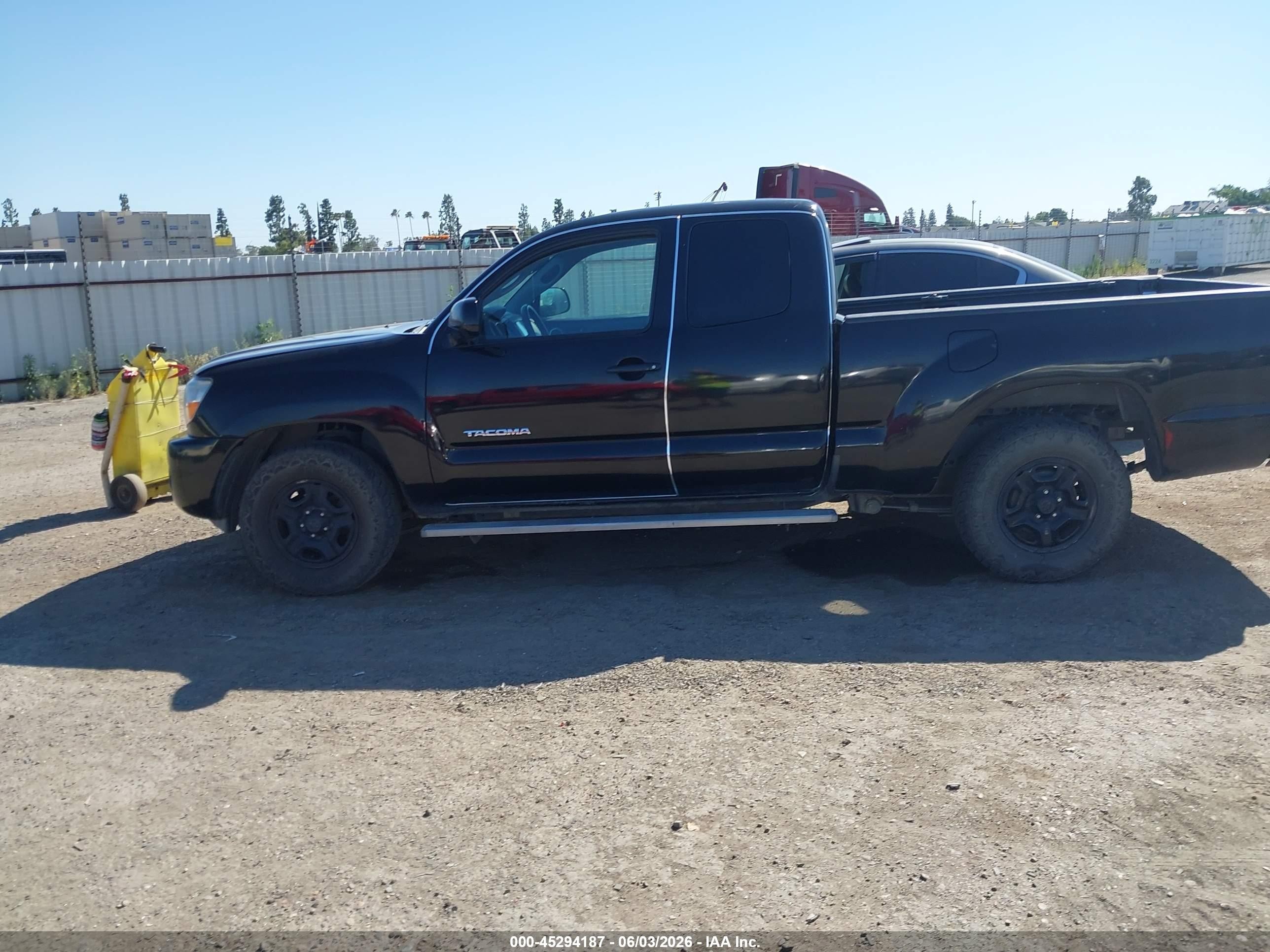 2011 Toyota Tacoma   Black vin: 5TFTX4CN5BX009231