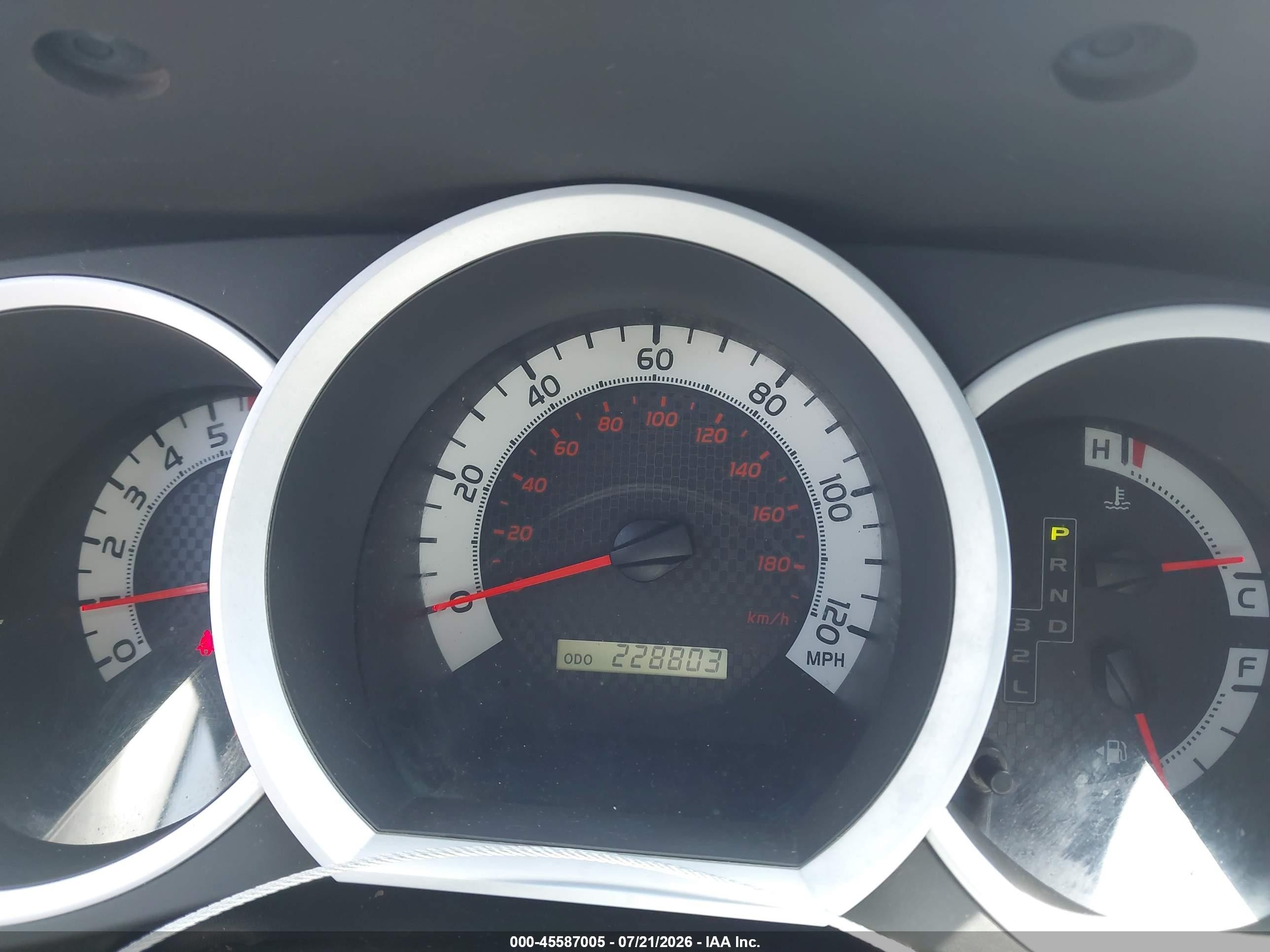 2014 Toyota Tacoma   White vin: 5TFTX4CN5EX047112