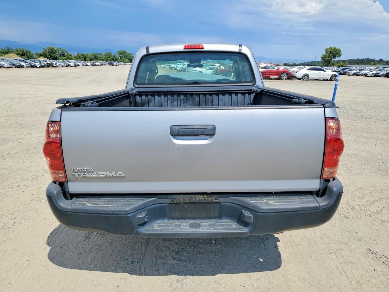 2015 Toyota Tacoma Access Cab Silver vin: 5TFTX4CN6FX054586