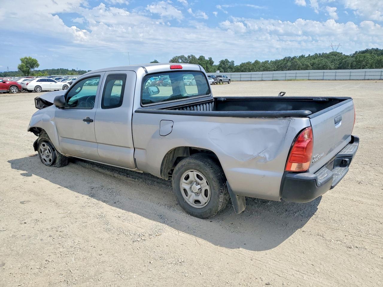 2015 Toyota Tacoma Access Cab Silver vin: 5TFTX4CN6FX054586