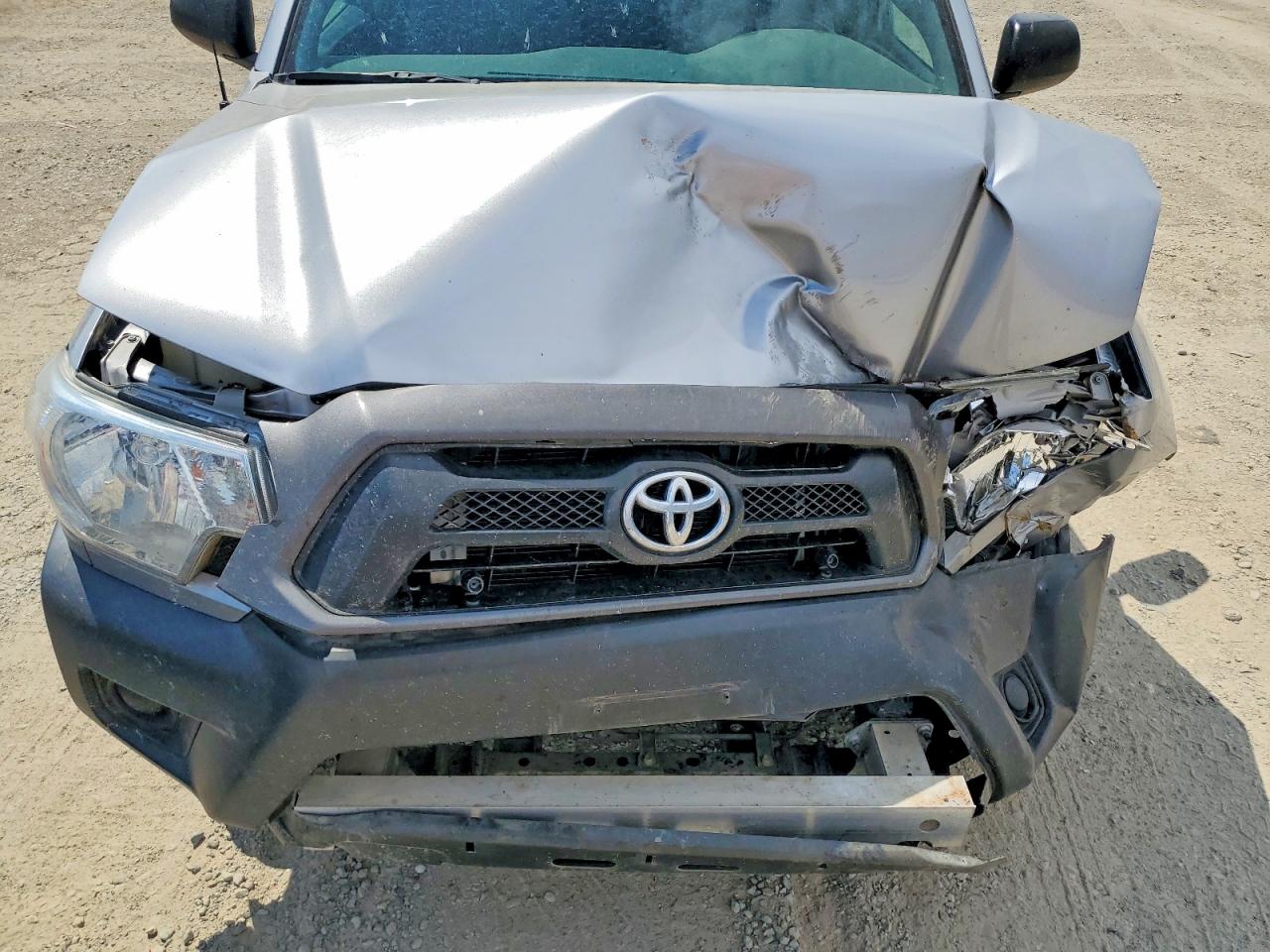 2015 Toyota Tacoma Access Cab Silver vin: 5TFTX4CN6FX054586