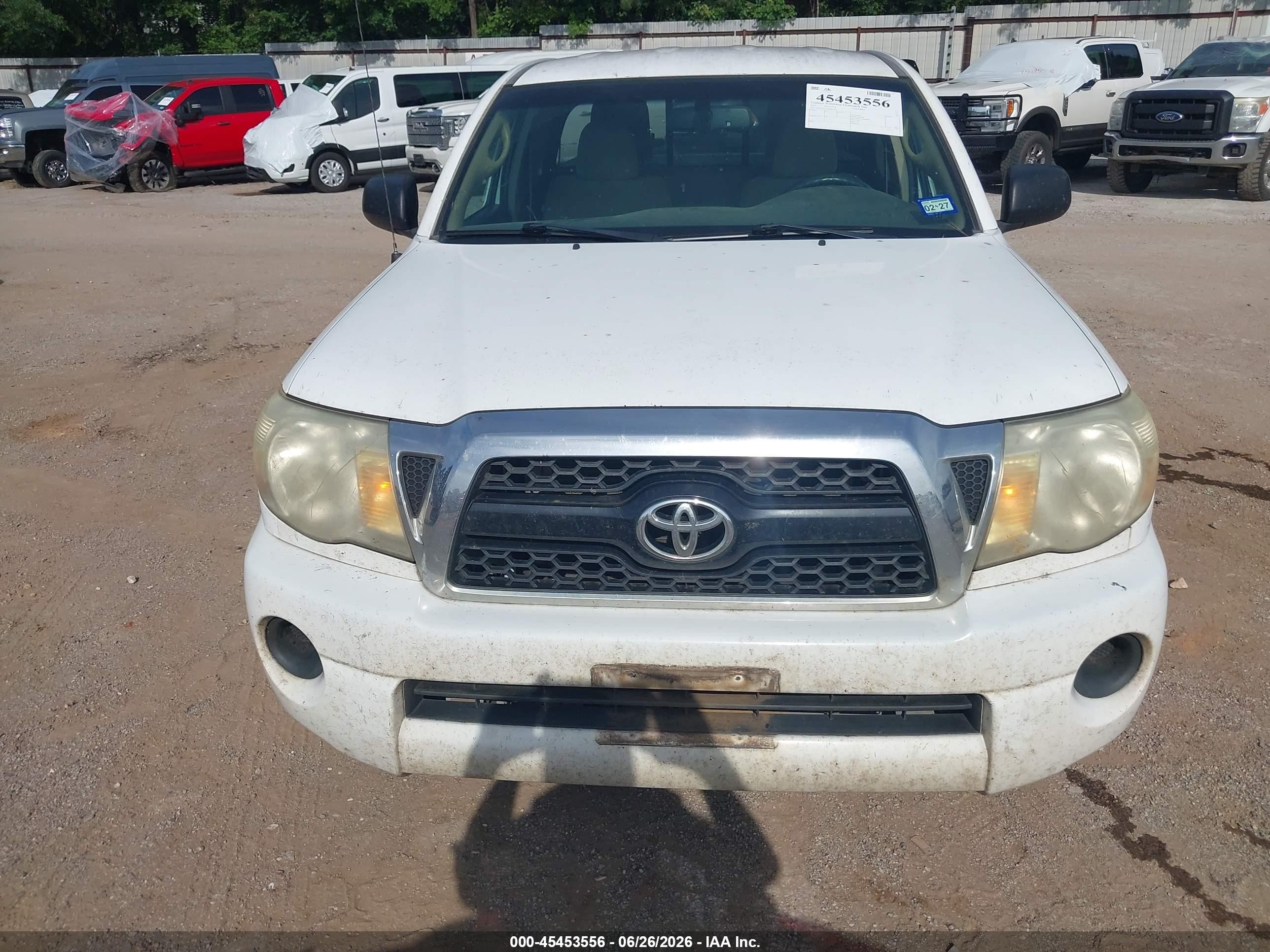 2011 Toyota Tacoma   White vin: 5TFTX4CN7BX006752