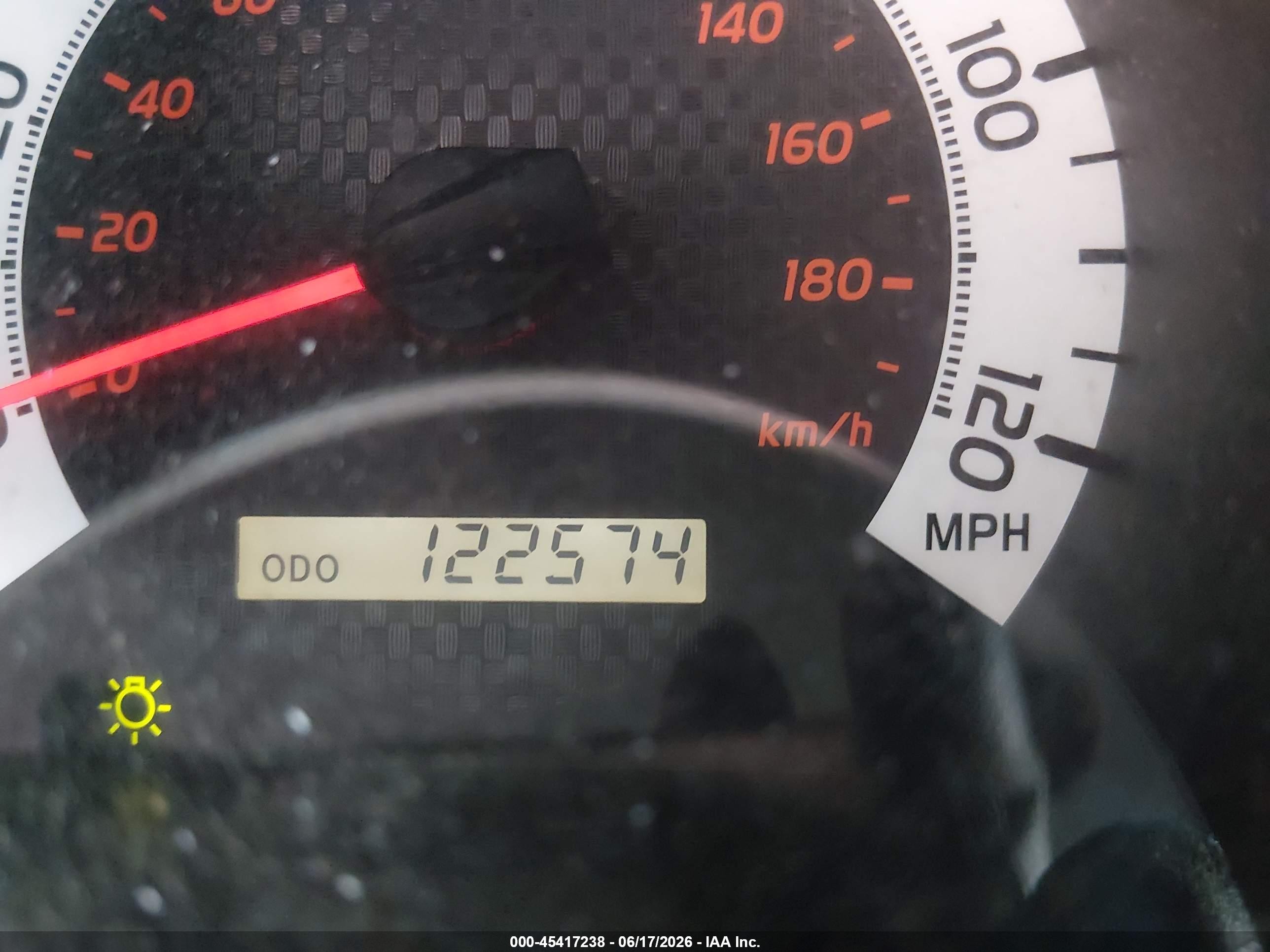 2015 Toyota Tacoma   White vin: 5TFTX4CN7FX054516