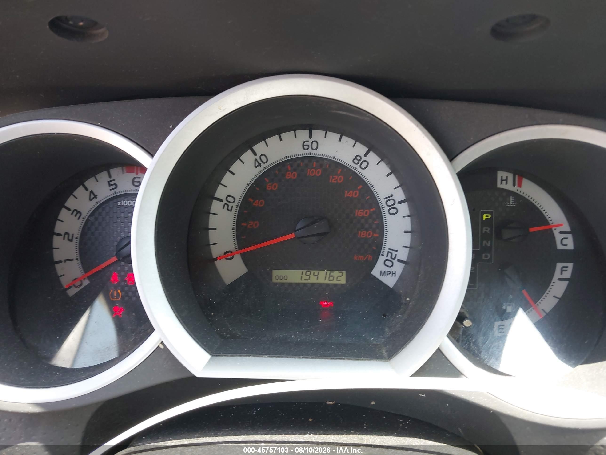 2015 Toyota Tacoma   Белый vin: 5TFTX4CN7FX056301