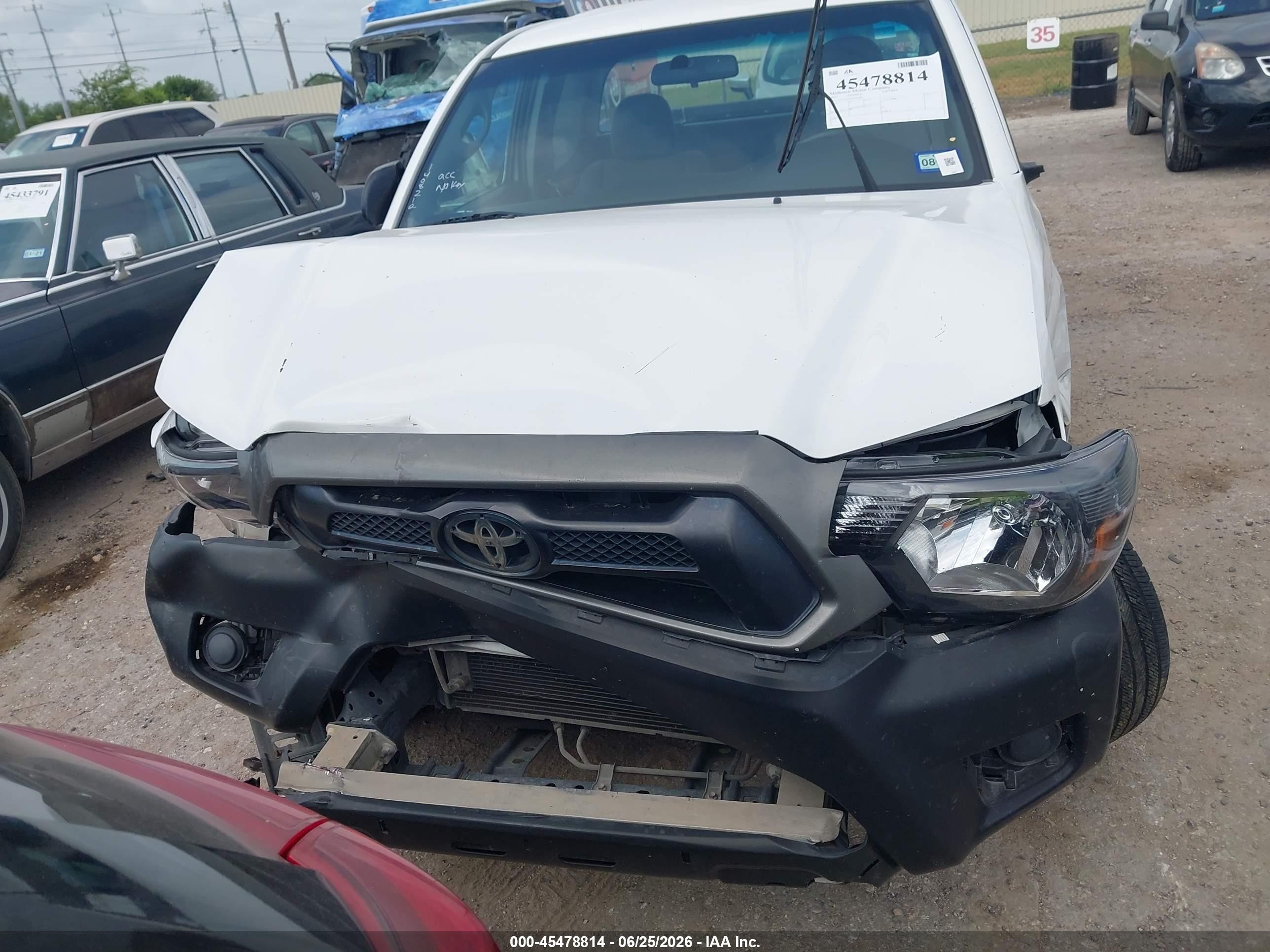 2015 Toyota Tacoma   White vin: 5TFTX4CN7FX056685