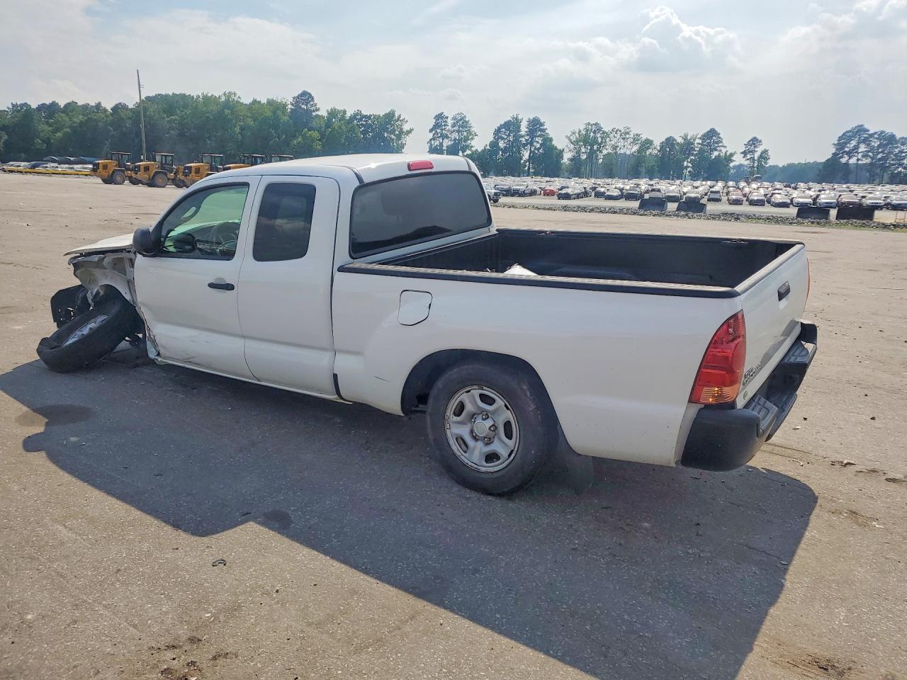 2015 Toyota Tacoma Access Cab White vin: 5TFTX4CN7FX065564