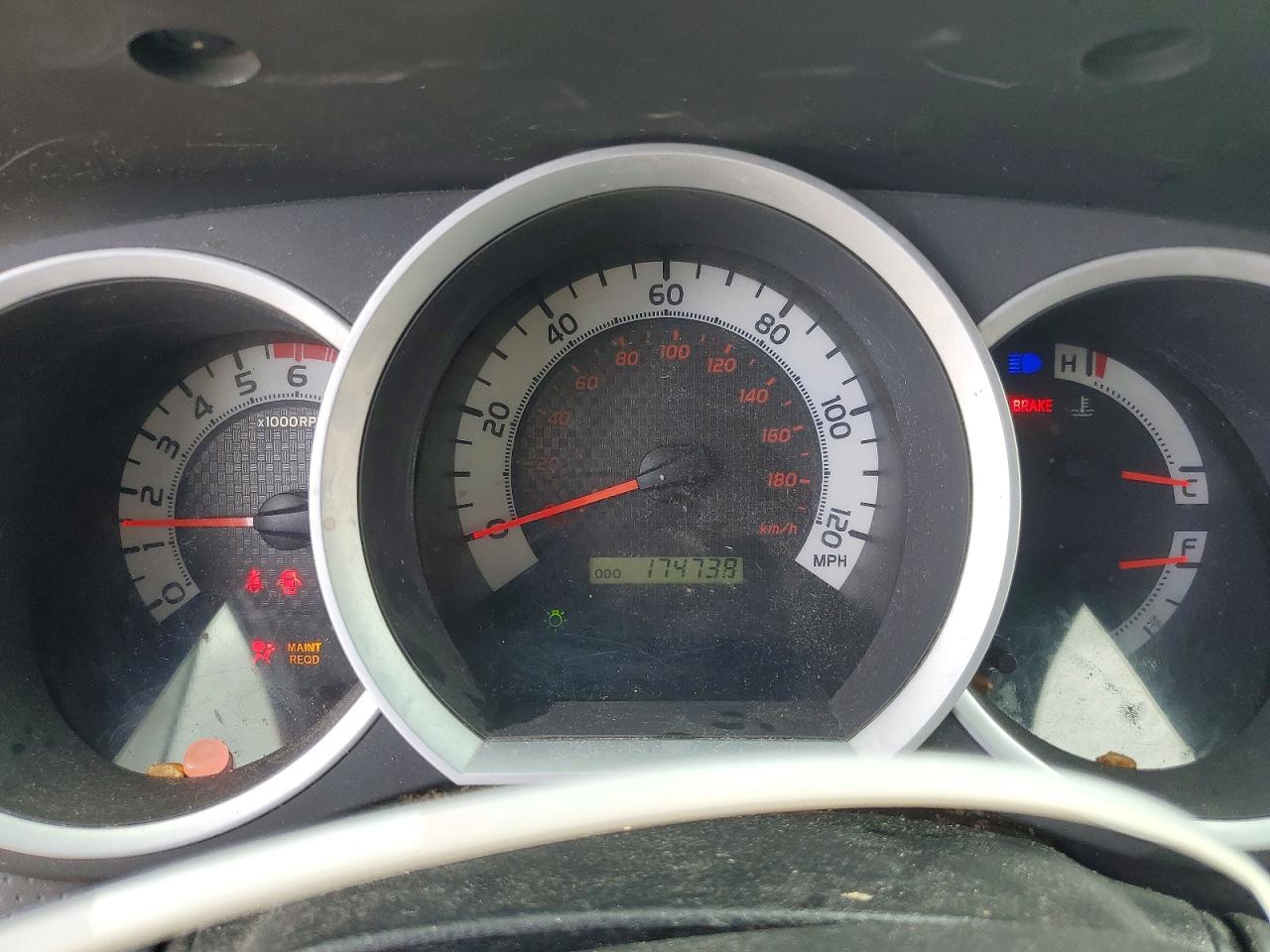2014 Toyota Tacoma Access Cab Silver vin: 5TFTX4CN8EX042003