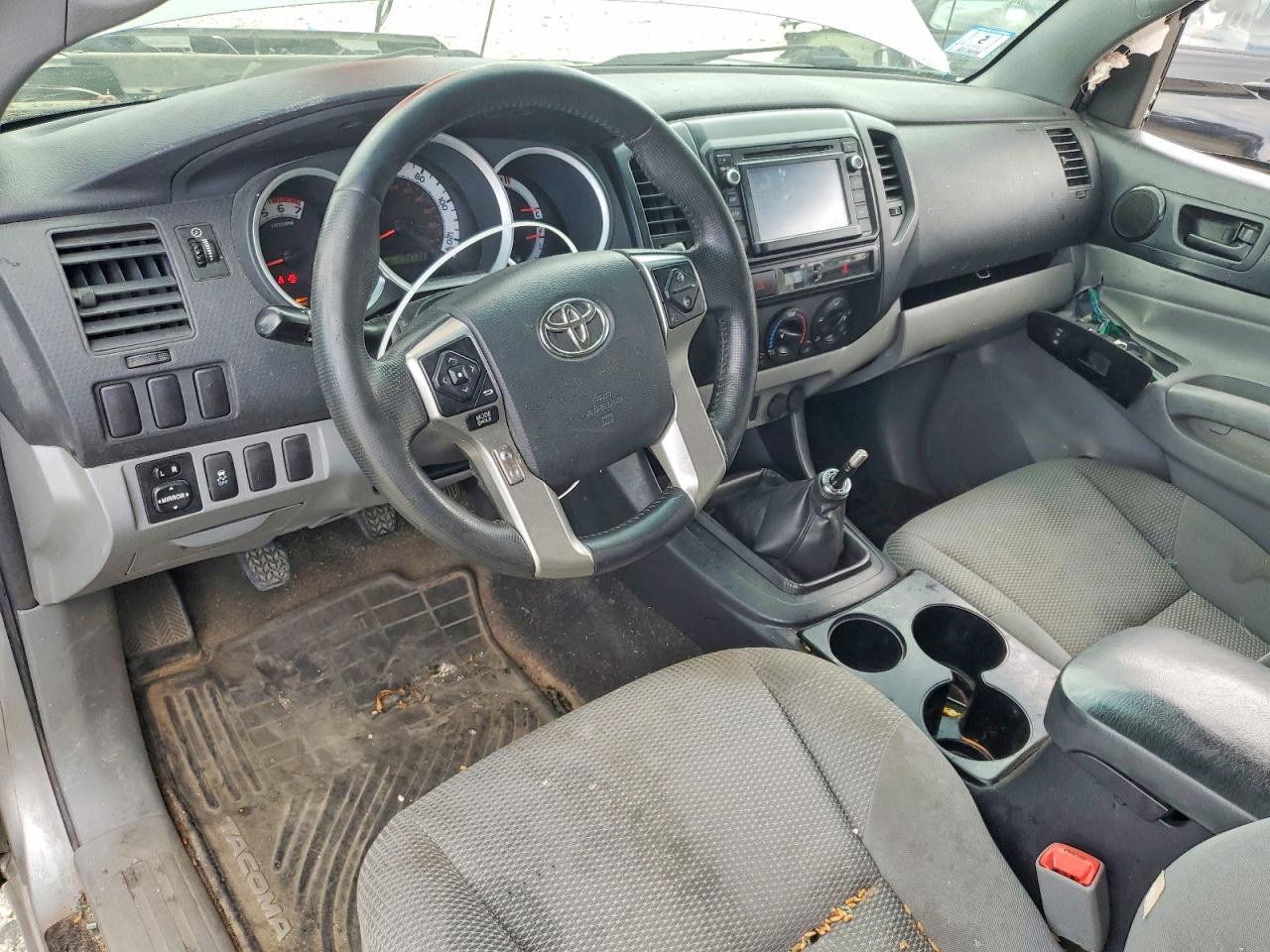 2014 Toyota Tacoma Access Cab Silver vin: 5TFTX4CN8EX042003
