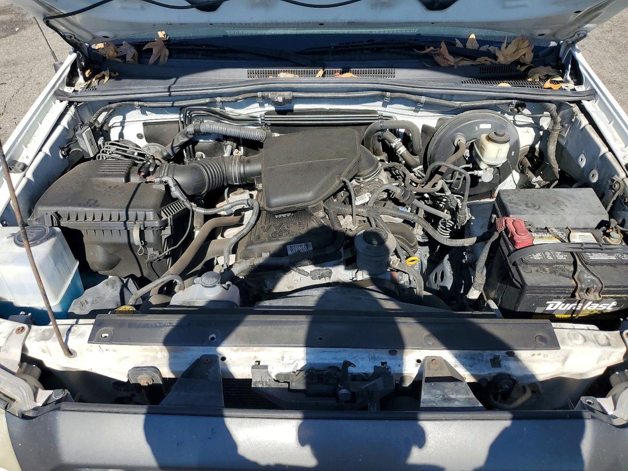 2015 Toyota Tacoma Base White vin: 5TFTX4CN9FX049964