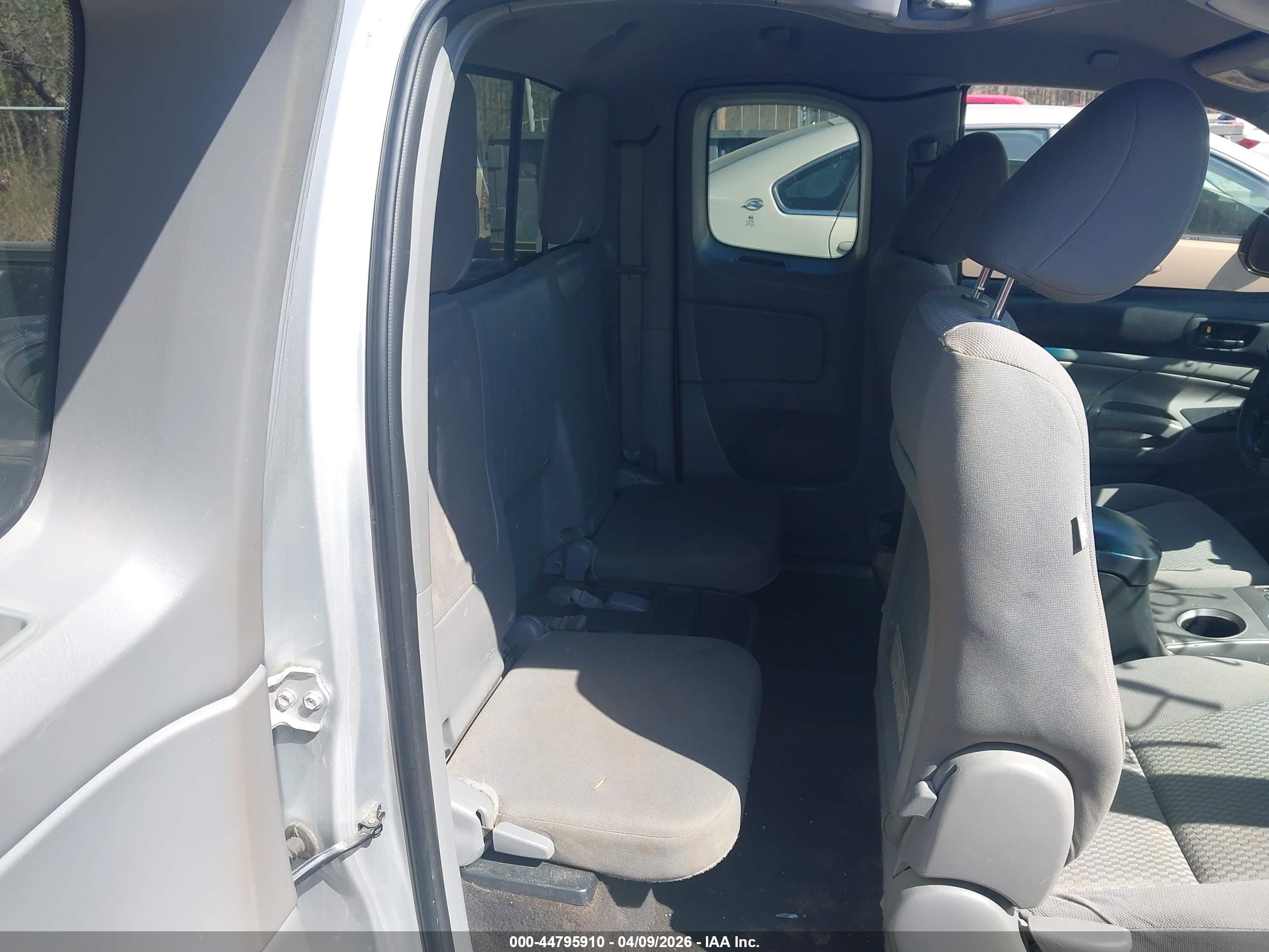 2012 Toyota Tacoma Gray vin: 5TFTX4CNXCX013681