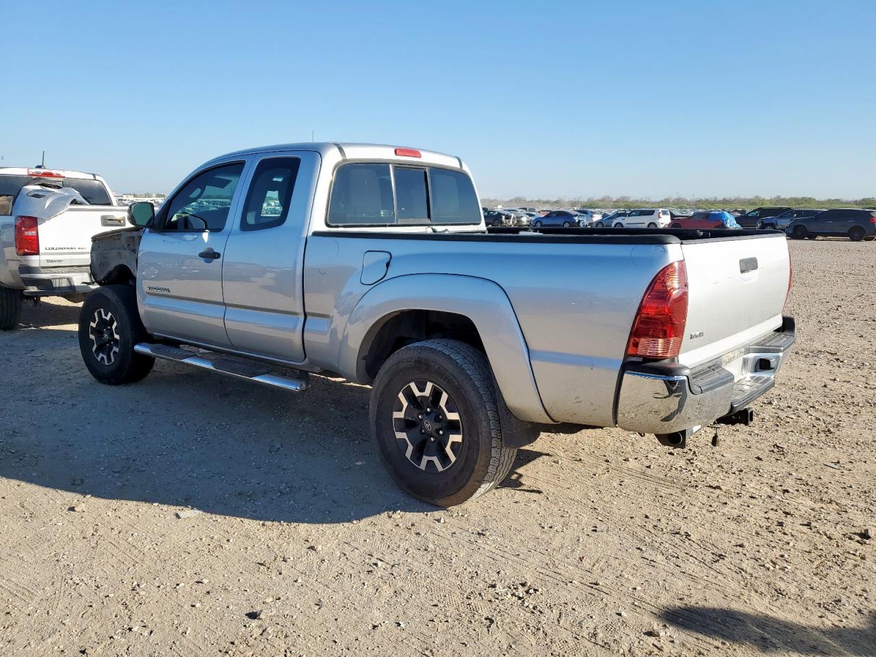 2011 Toyota Tacoma Prerunner Access Cab Gray vin: 5TFTX4GN1BX005669