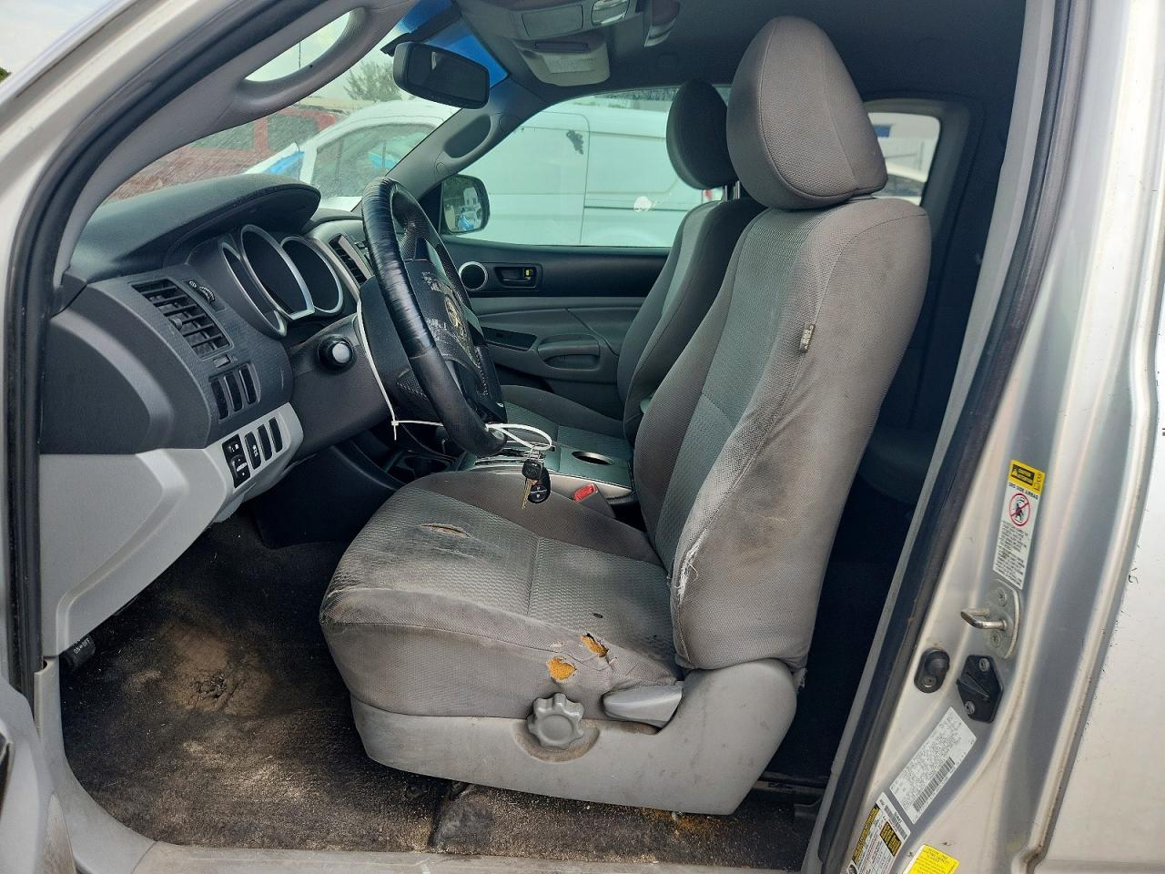 2012 Toyota Tacoma Prerunner Access Cab Silver vin: 5TFTX4GN2CX006413