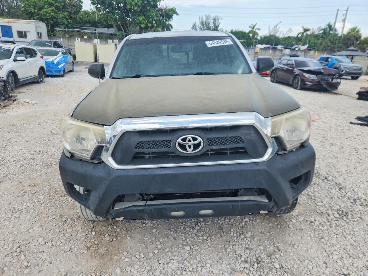 2012 Toyota Tacoma Prerunner Access Cab Silver vin: 5TFTX4GN2CX006413
