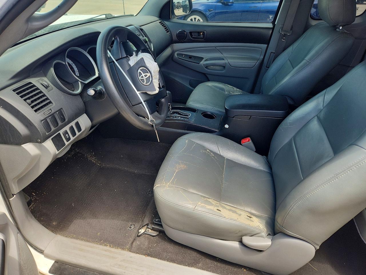 2012 Toyota Tacoma Prerunner Access Cab White vin: 5TFTX4GN2CX007772