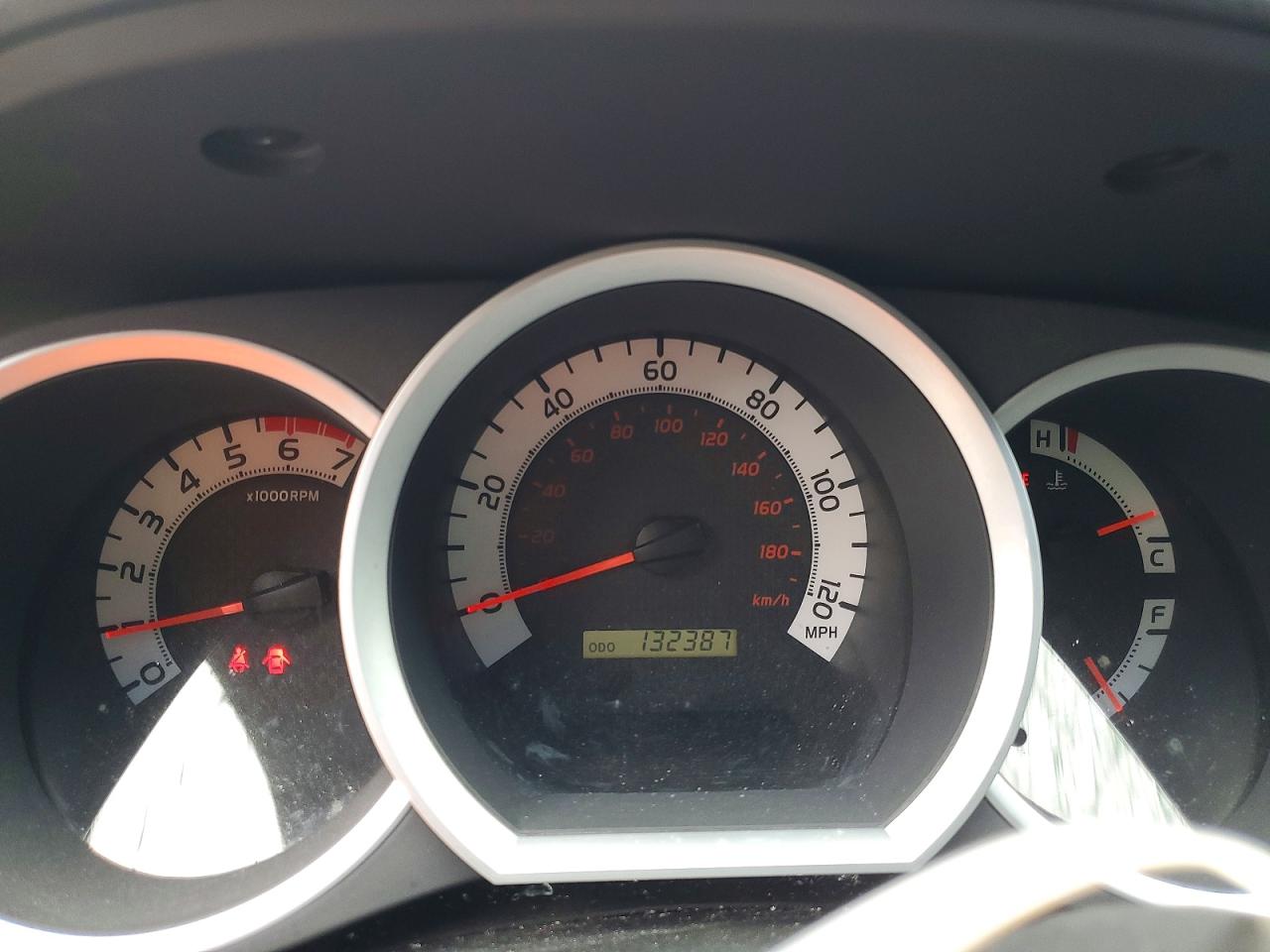 2013 Toyota Tacoma Prerunner Access Cab Gray vin: 5TFTX4GN3DX016823