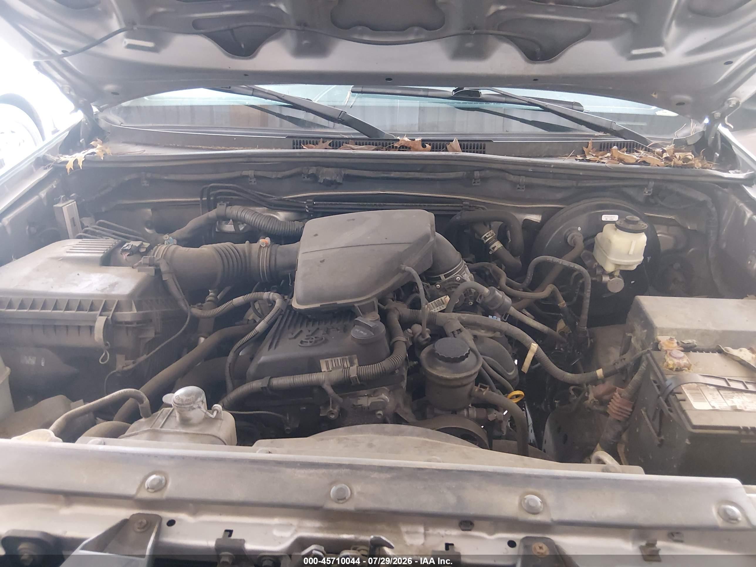 2015 Toyota Tacoma Prerunner Серебряный vin: 5TFTX4GN3FX044527