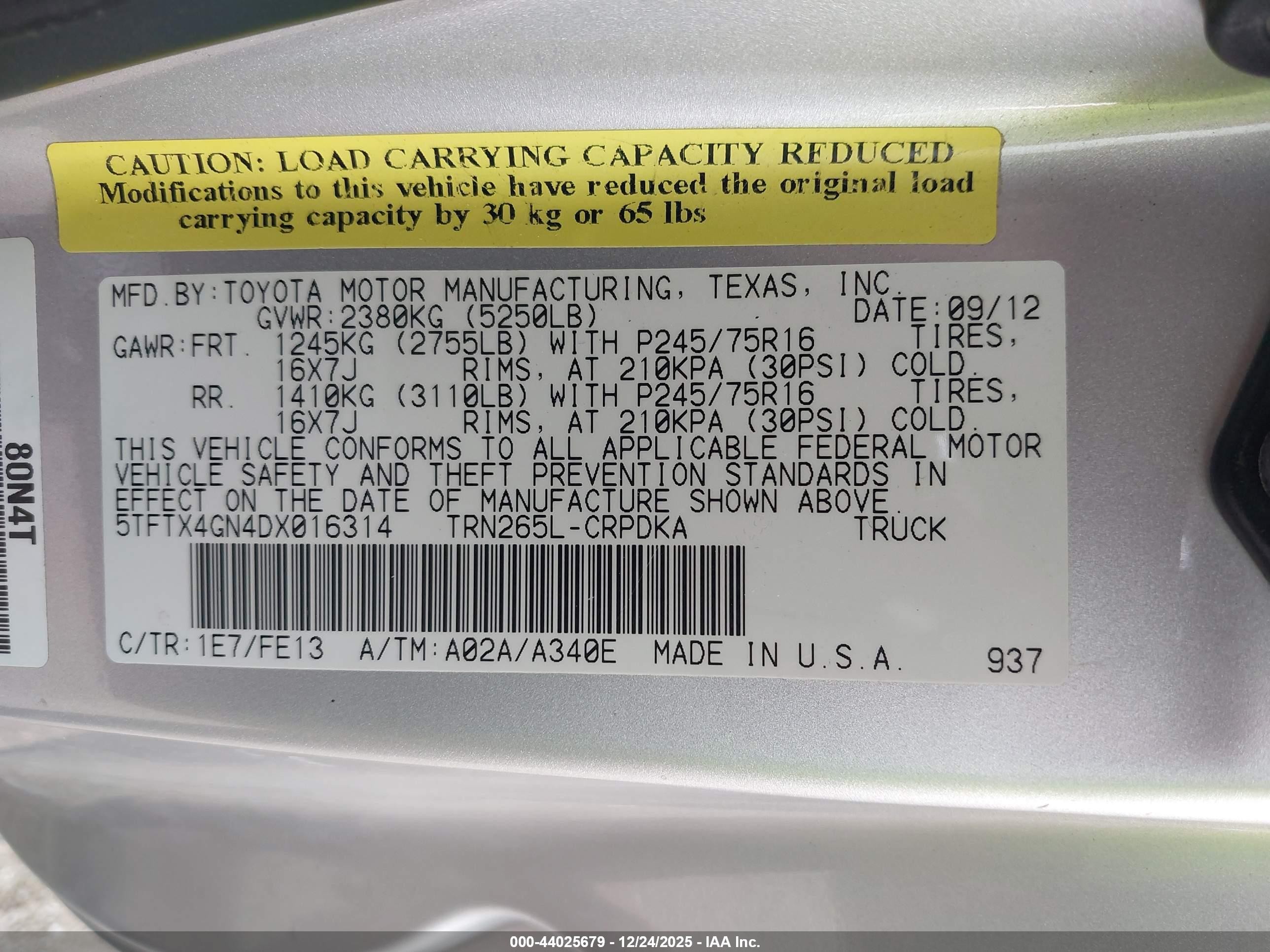 2013 Toyota Tacoma Prerunner Silver vin: 5TFTX4GN4DX016314