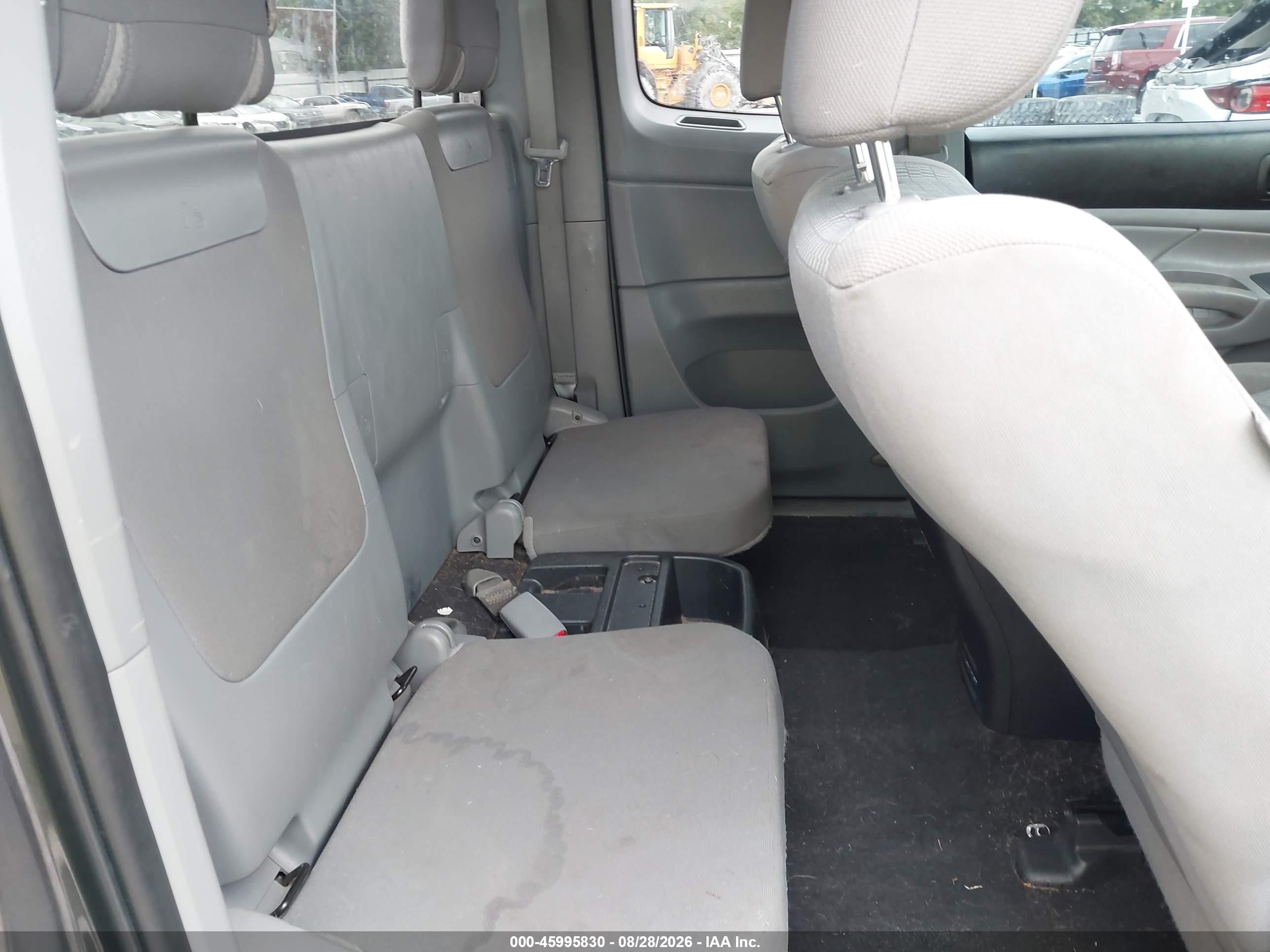 2013 Toyota Tacoma Prerunner Gray vin: 5TFTX4GN4DX021691