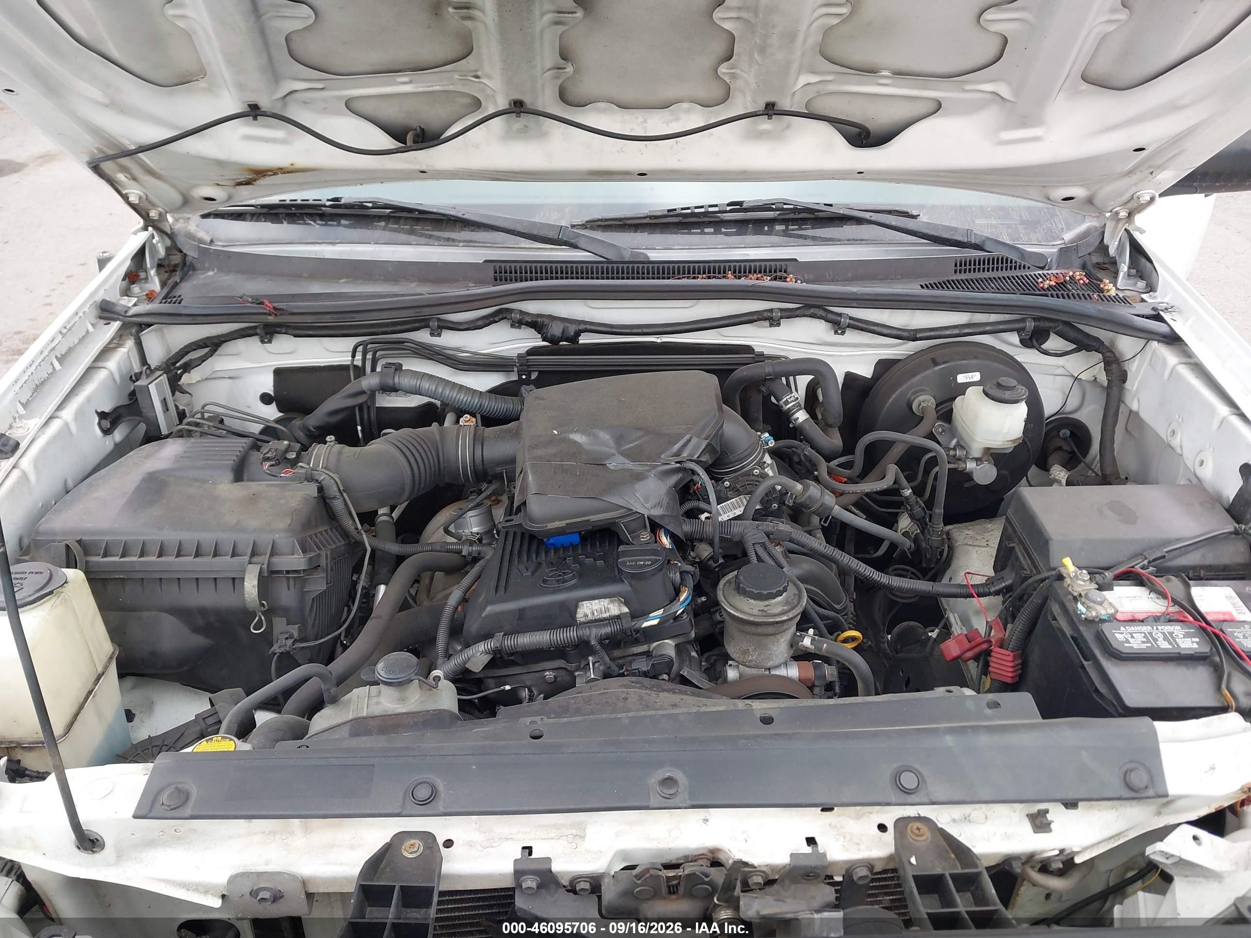 2012 Toyota Tacoma Prerunner White vin: 5TFTX4GN5CX012755