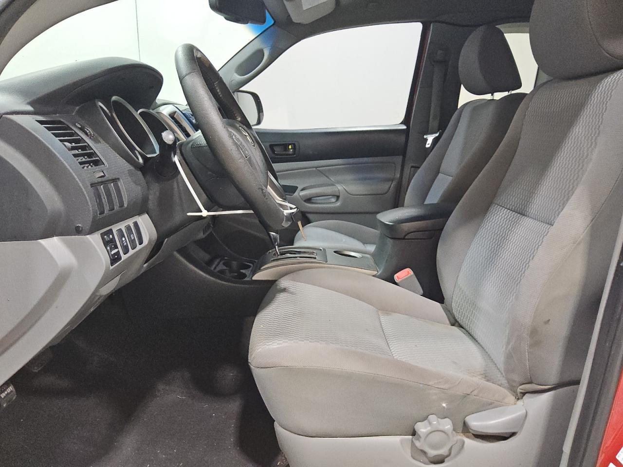 2013 Toyota Tacoma Prerunner Access Cab Red vin: 5TFTX4GN5DX021957 Damage: Left Front Seat, Stained, Permanent